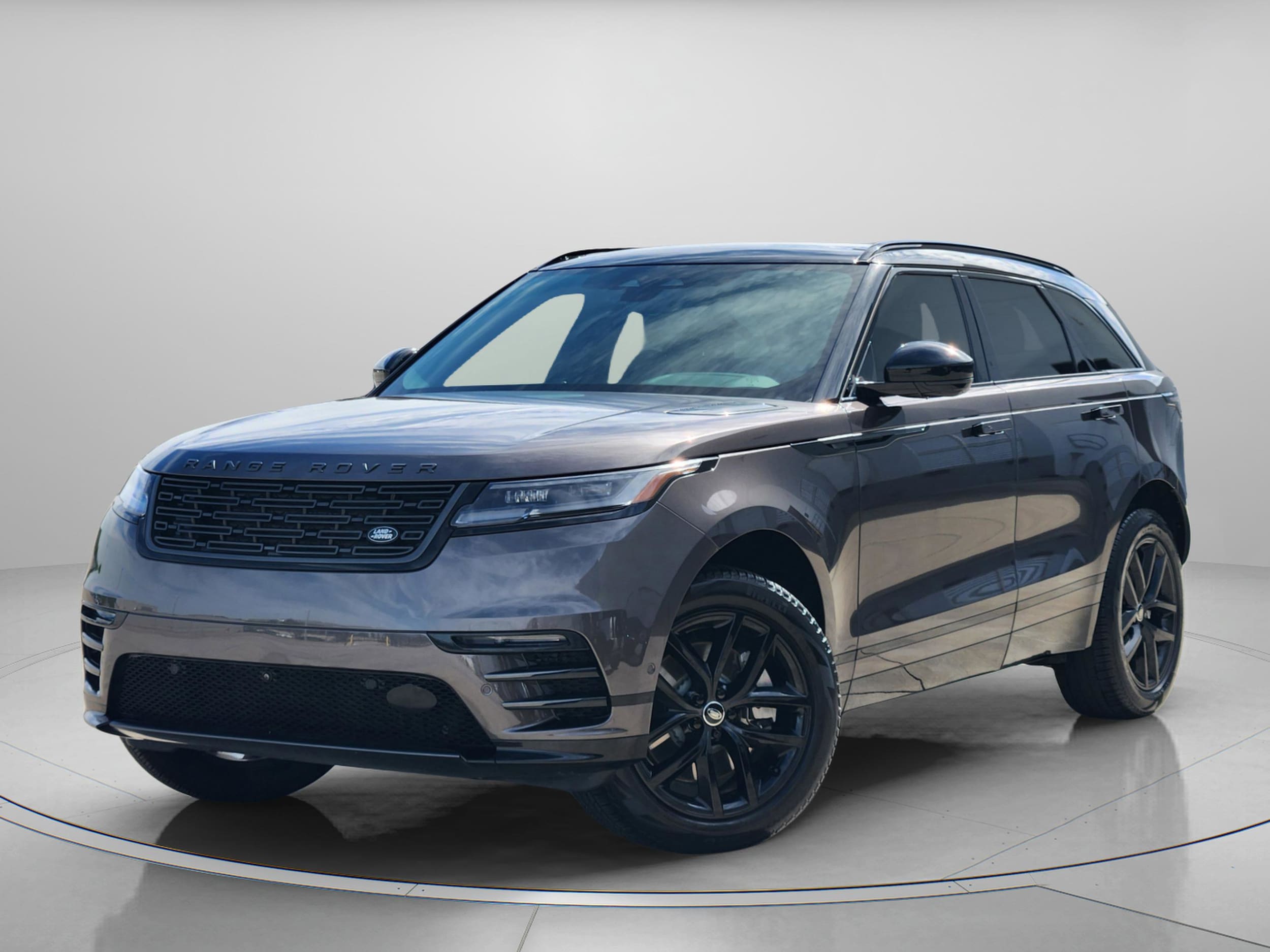 2026 Land Rover Range Rover Velar P250 Dynamic SE's photo