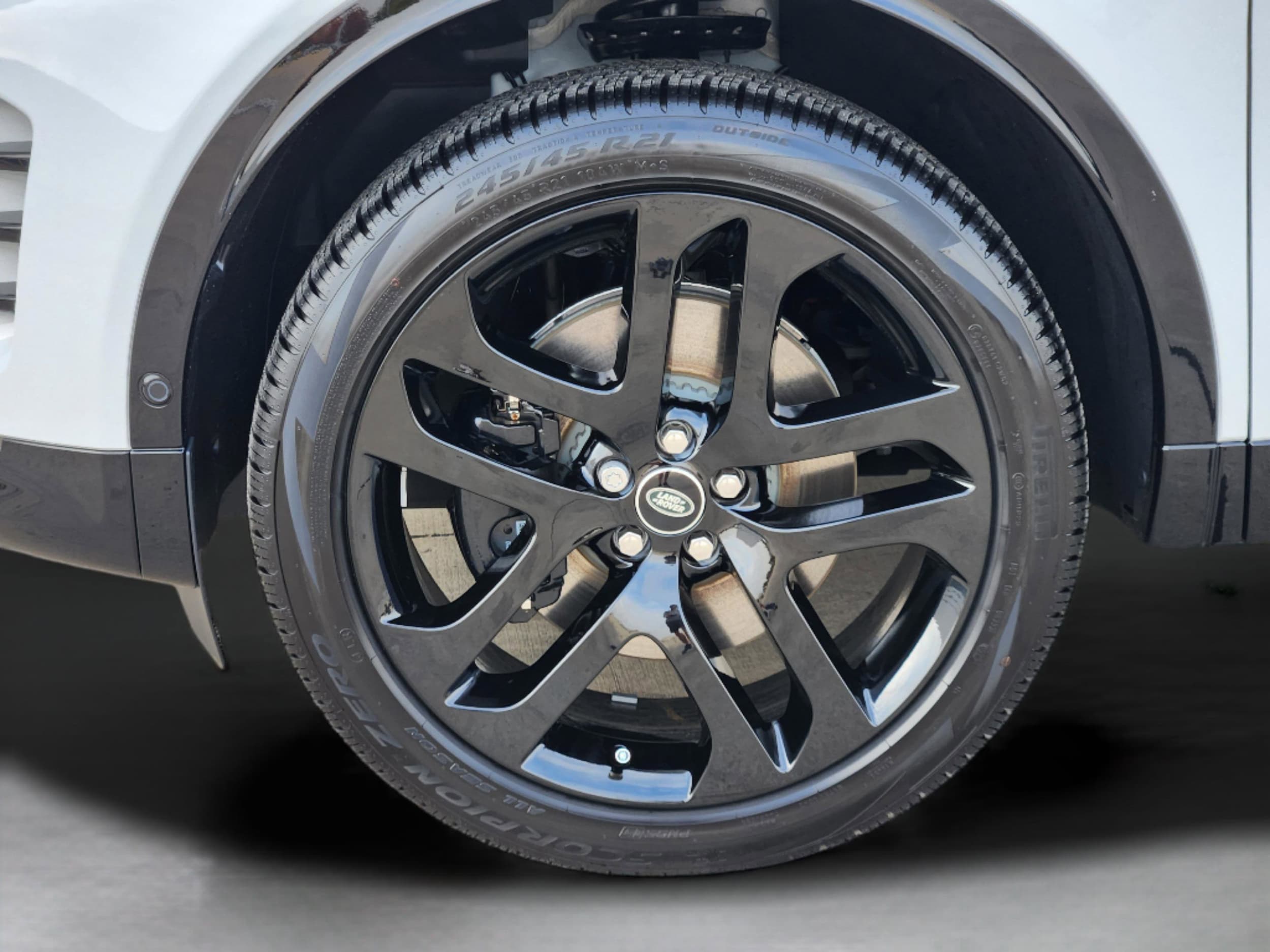 2025 Land Rover Discovery Sport Dynamic SE - Photo 33