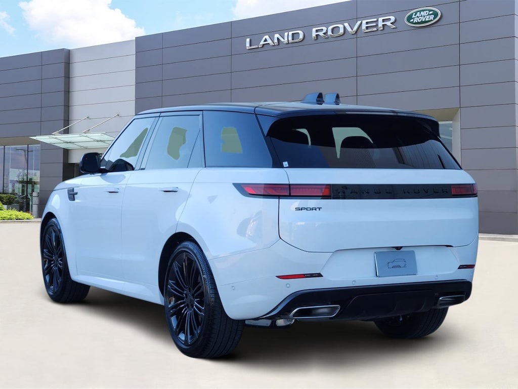 New 2026 Land Rover Range Rover Sport Dynamic SE SUV