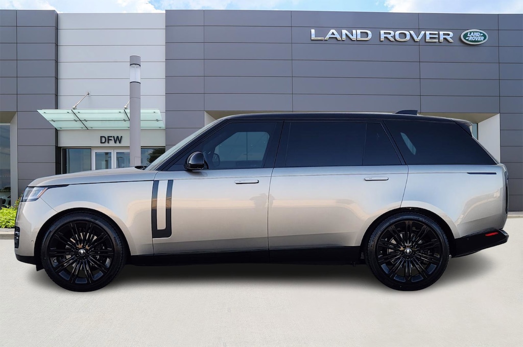 Certified 2025 Land Rover Range Rover P400 SE 7 Seat SUV
