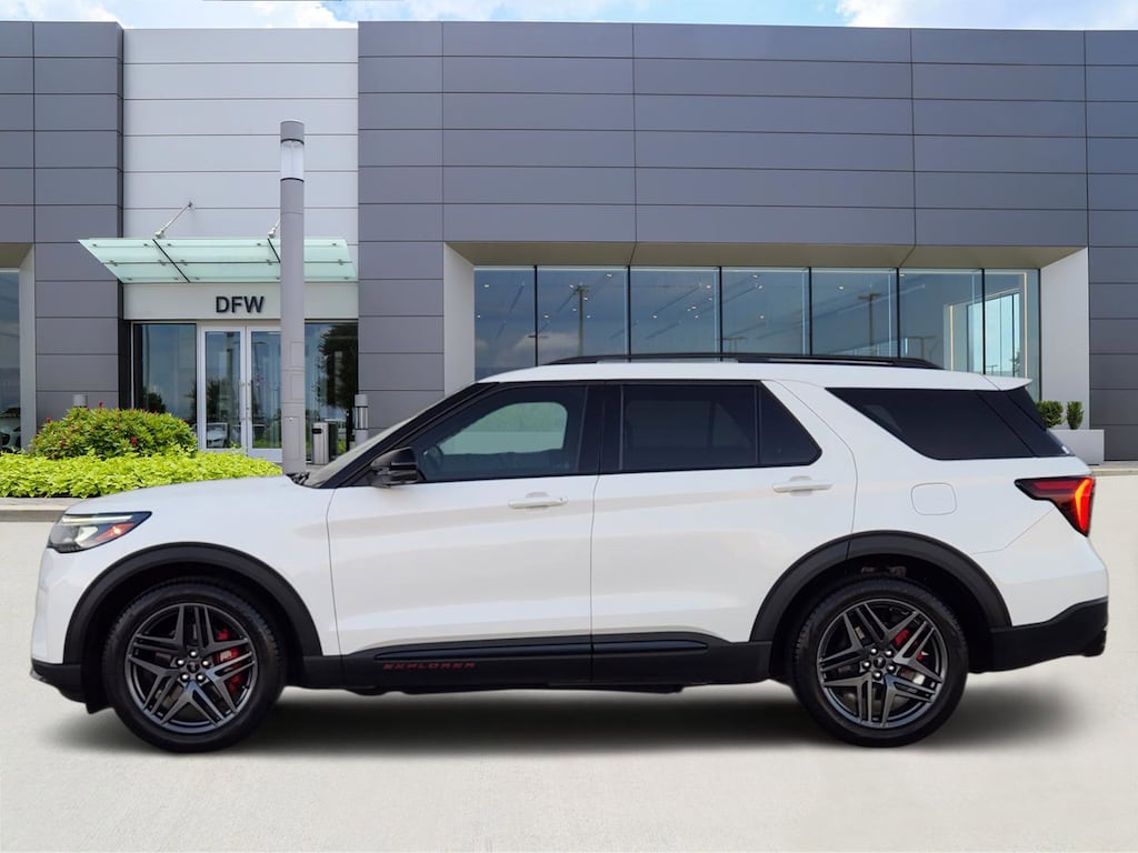 Used 2025 Ford Explorer ST SUV
