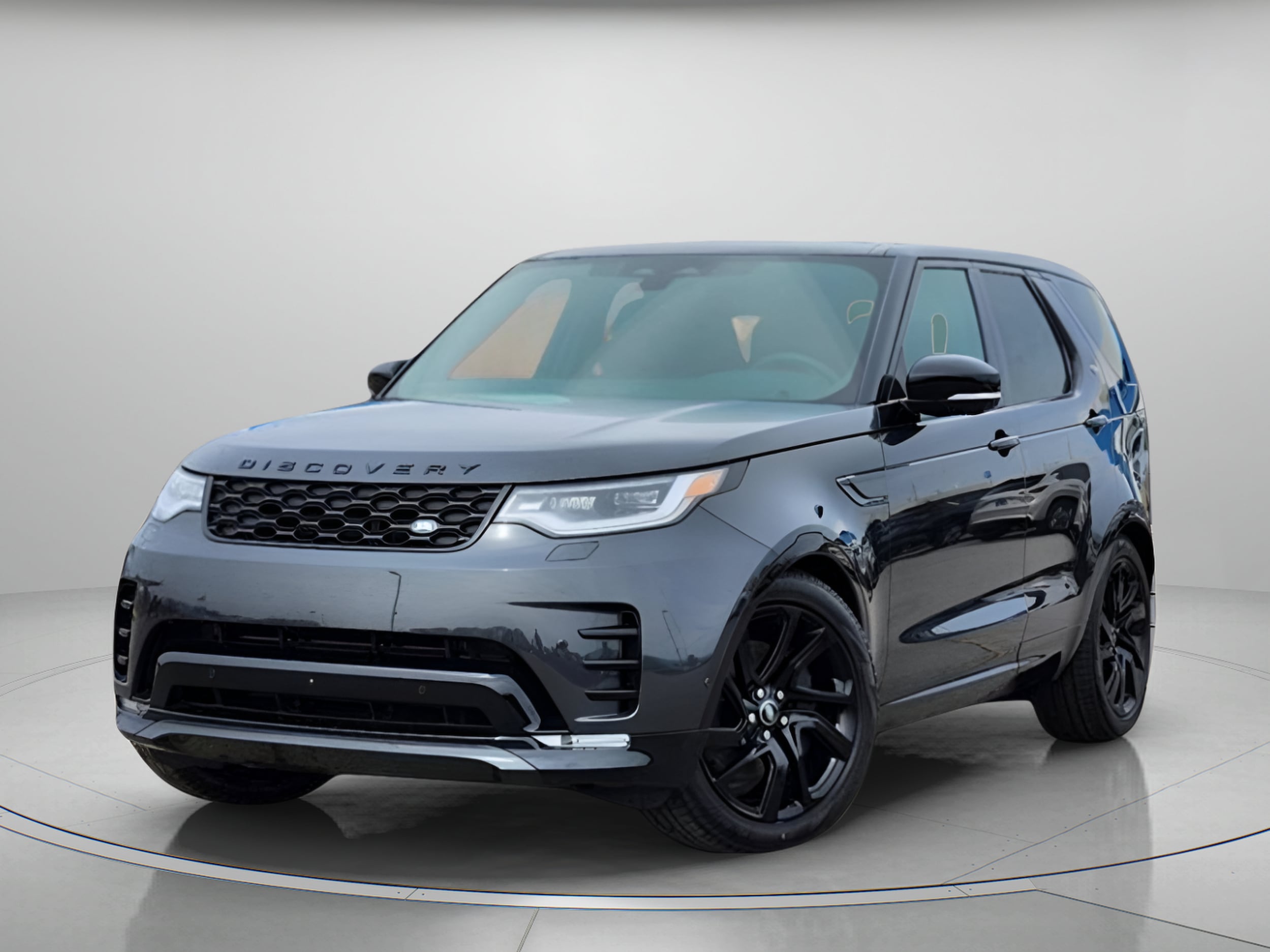 New 2025 Land Rover Discovery Dynamic SE