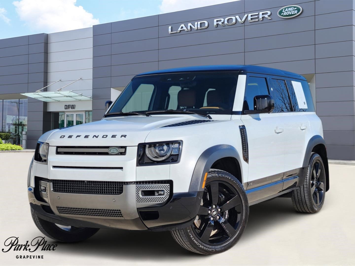 2023 Land Rover Defender V8