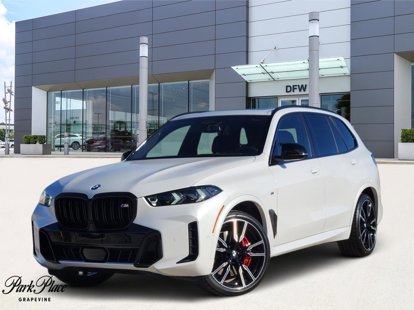 2025 BMW X5 M60i's photo