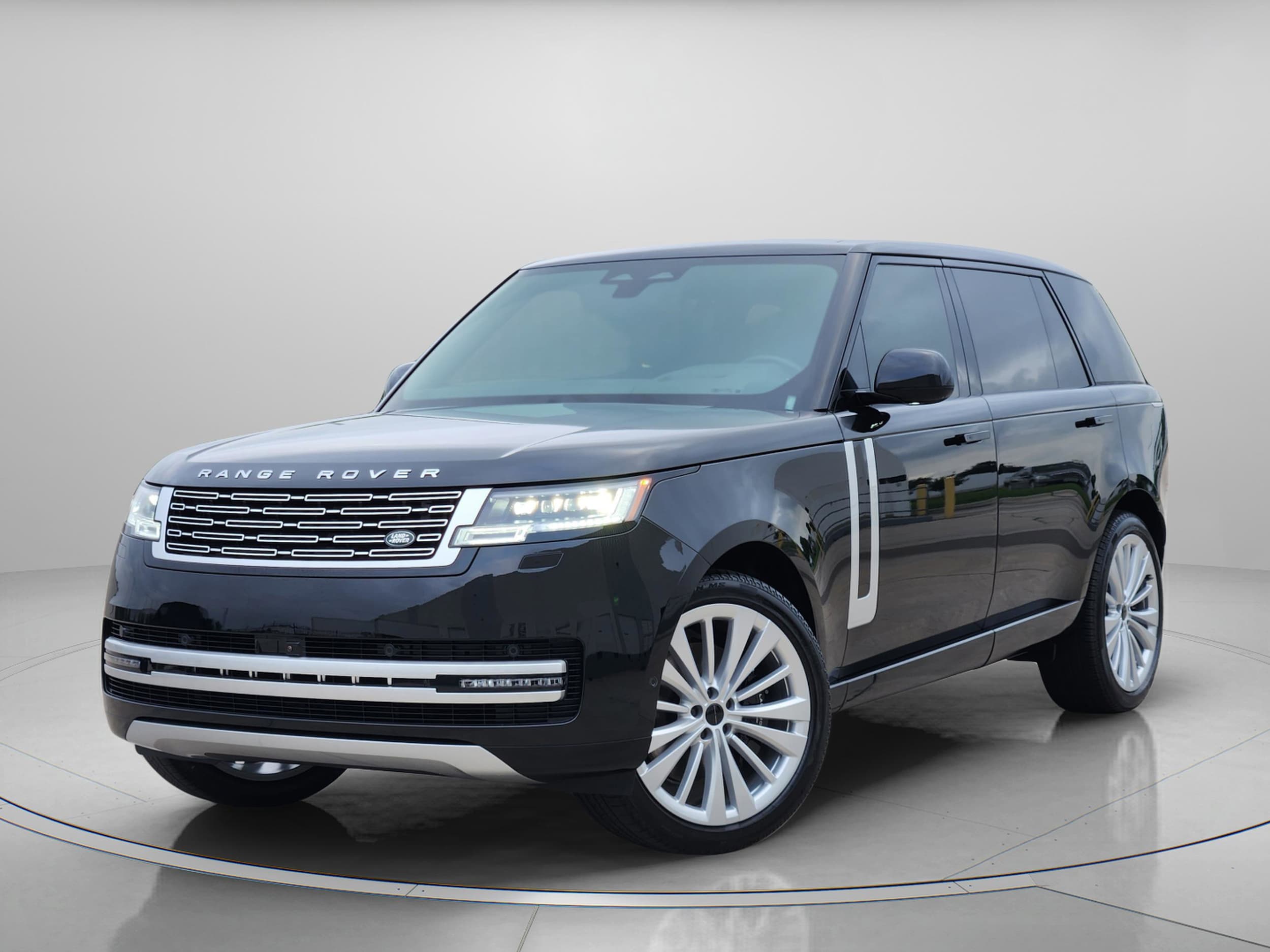 2026 Land Rover Range Rover 4.4 Autobiography LWB 5's photo