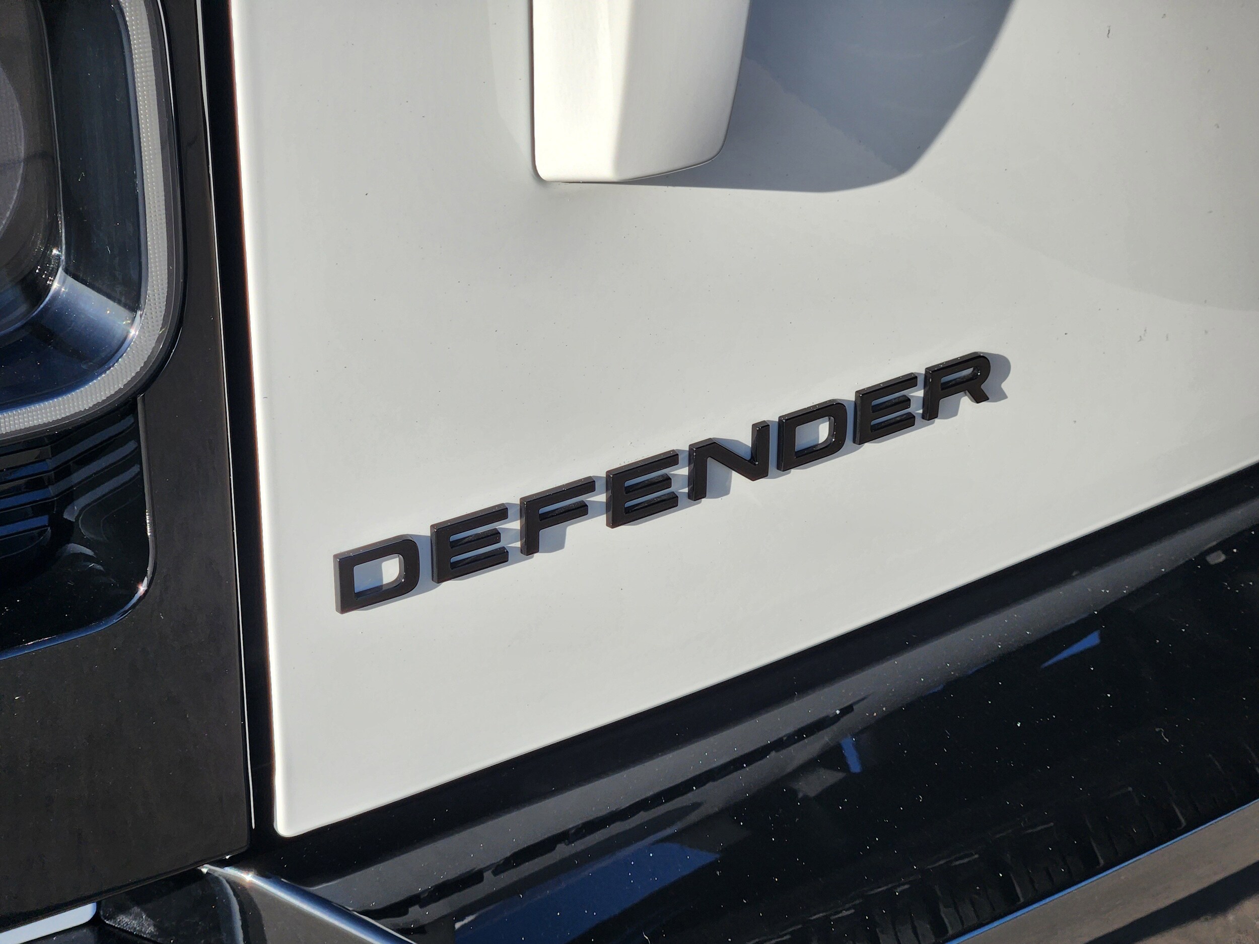 2025 Land Rover Defender V8 - Photo 31