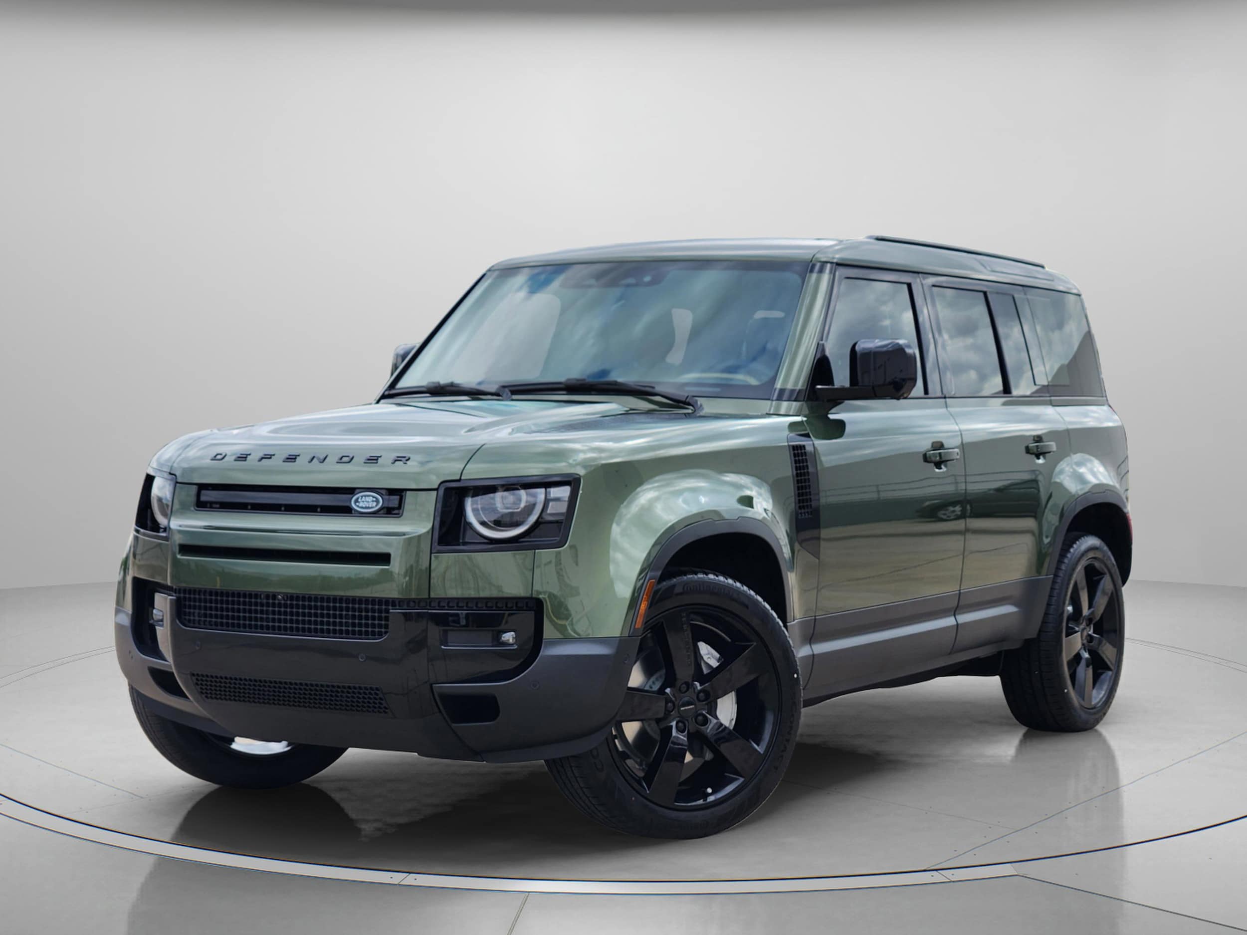 2026 Land Rover Defender 110 S P300's photo