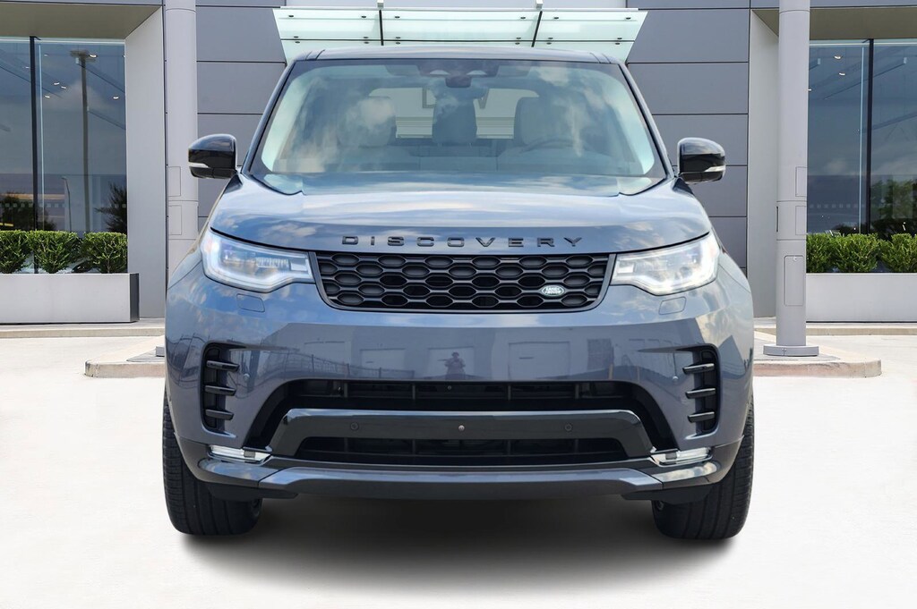 New 2025 Land Rover Discovery Dynamic SE SUV