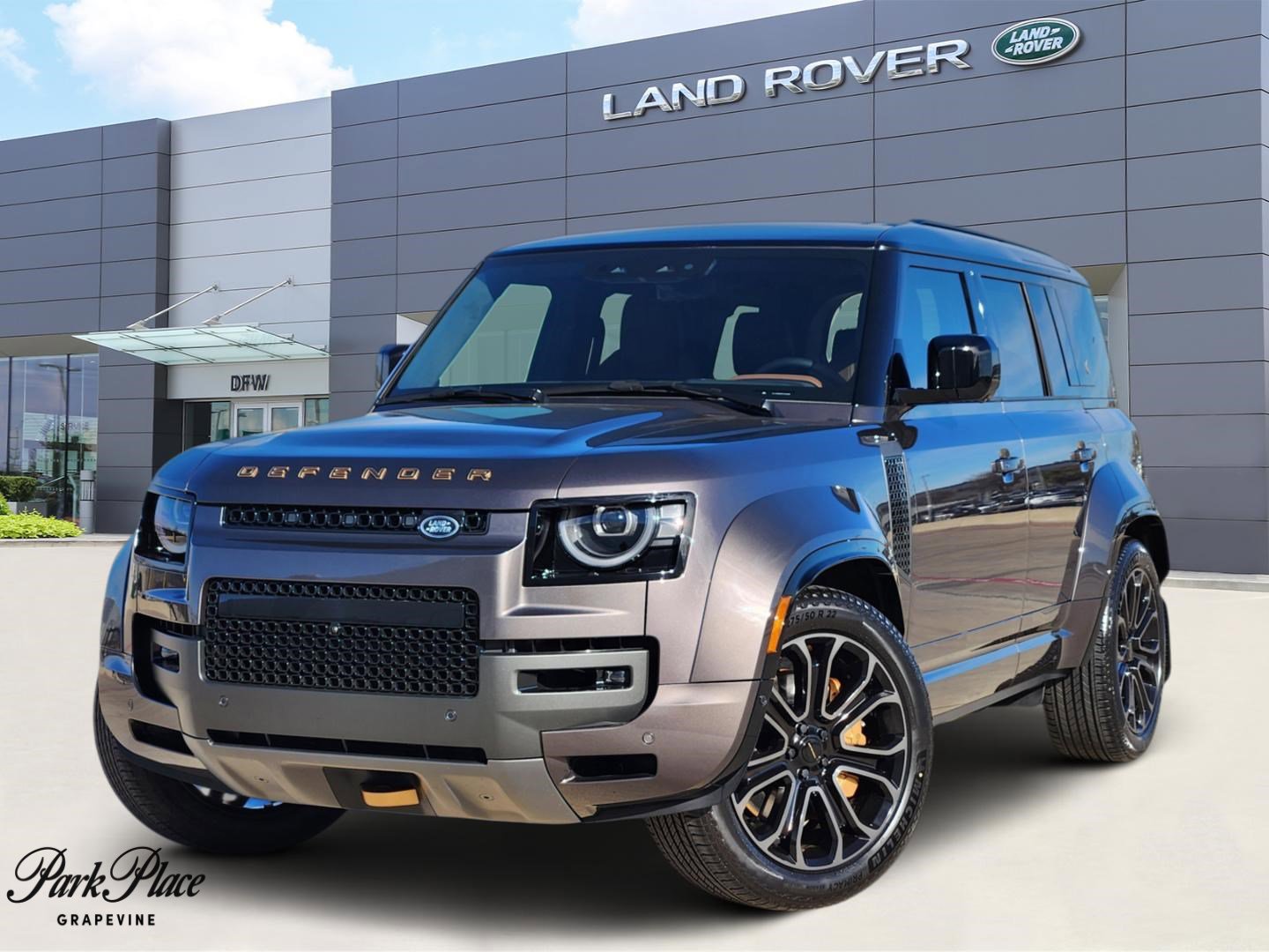 2026 Land Rover Defender OCTA's photo