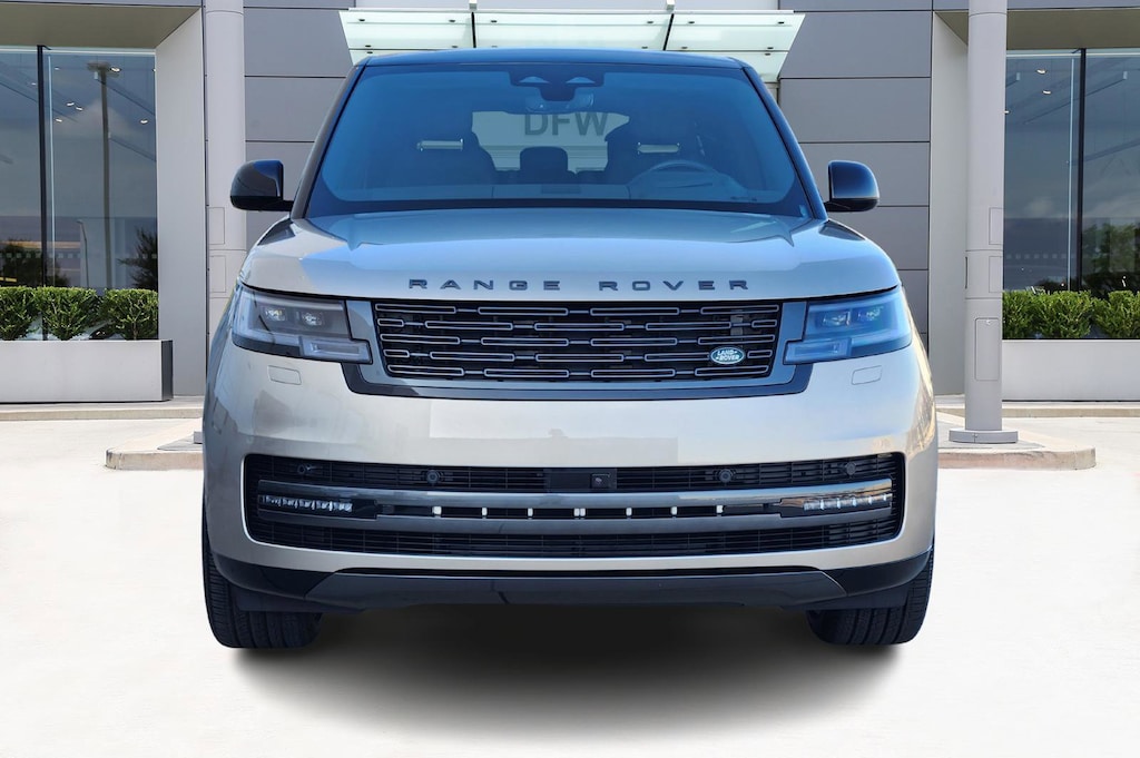 Certified 2025 Land Rover Range Rover P400 SE 7 Seat SUV