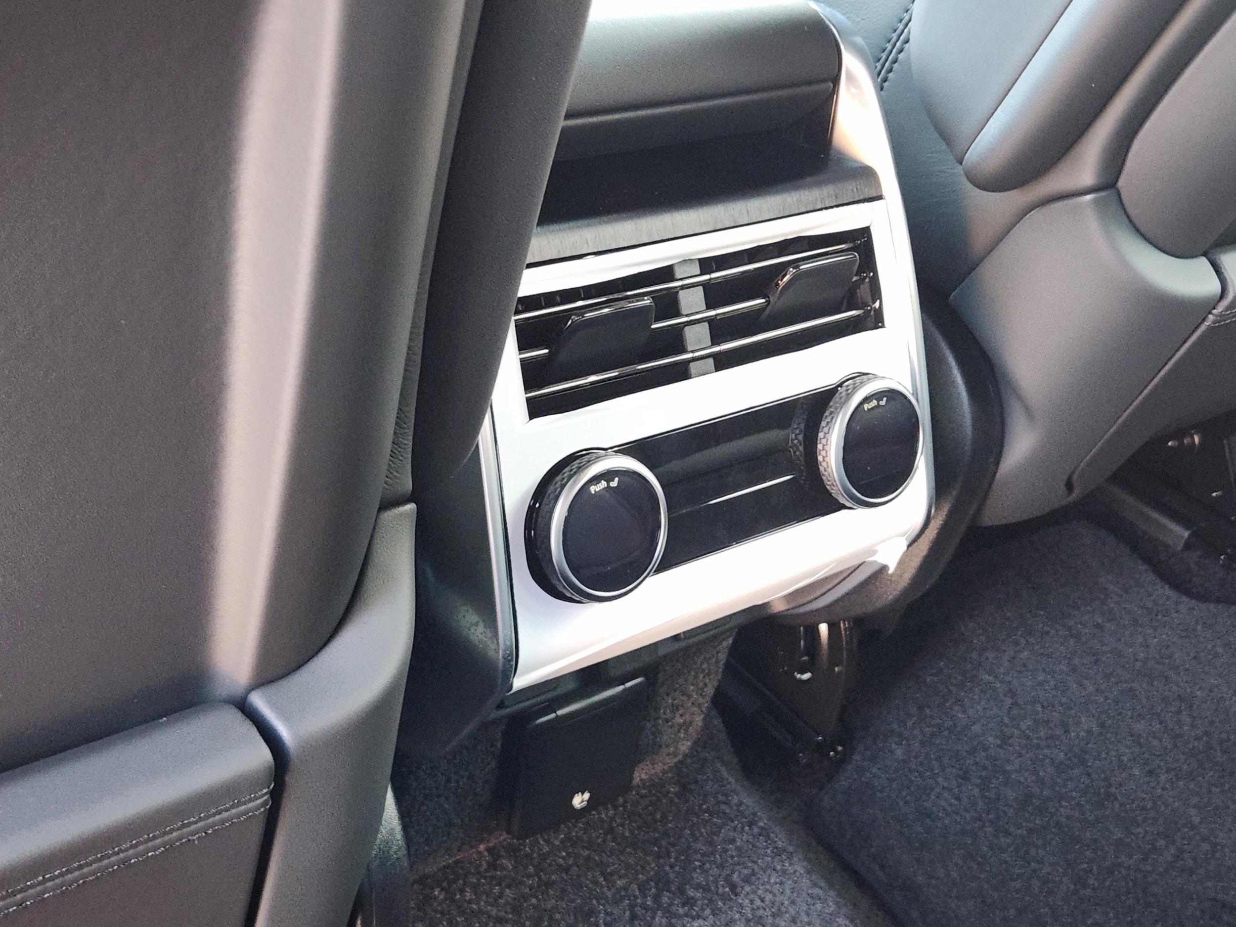2025 Land Rover Range Rover Autobiography - Photo 25