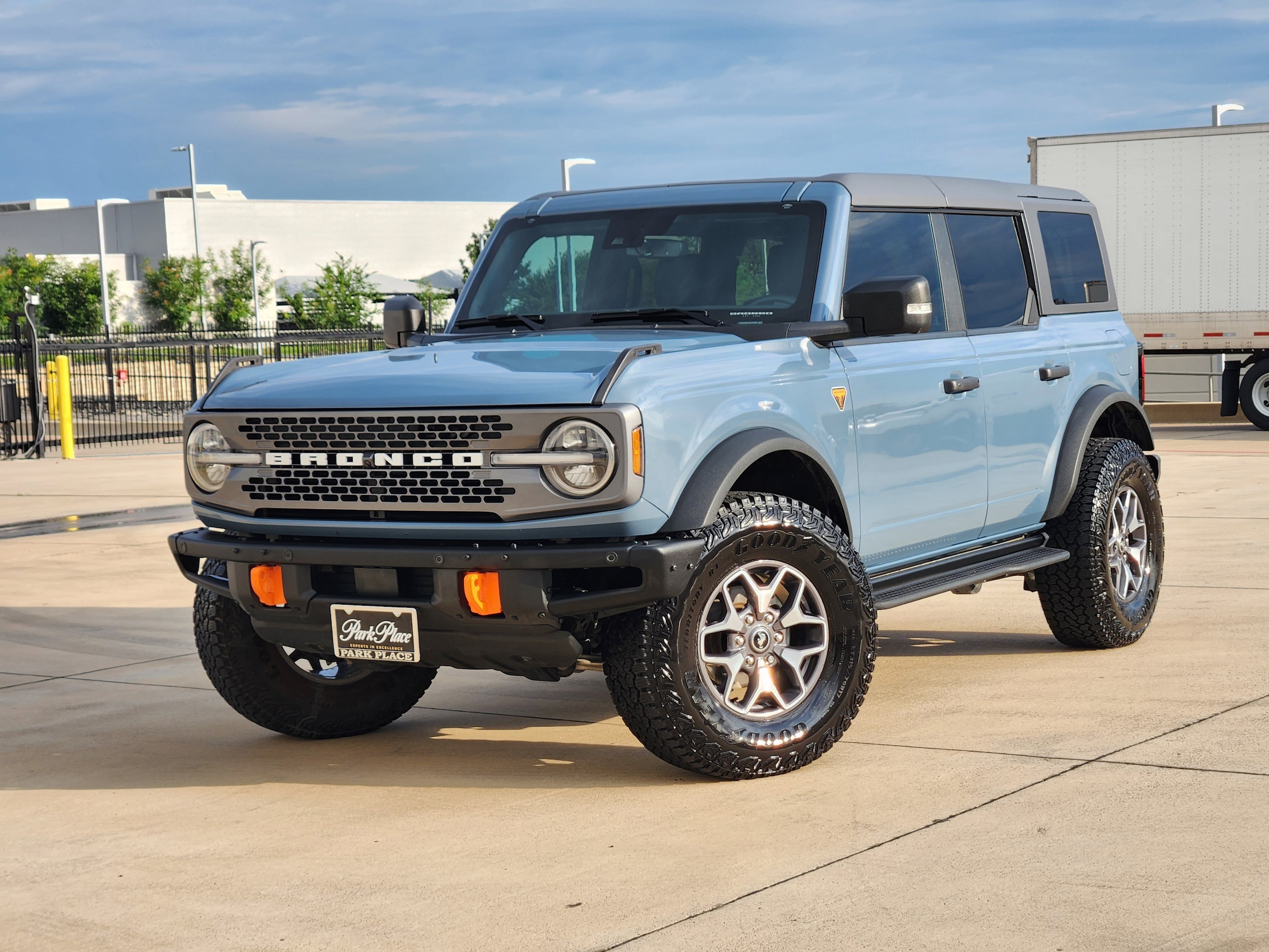 2024 Ford Bronco Badlands 4x4's photo