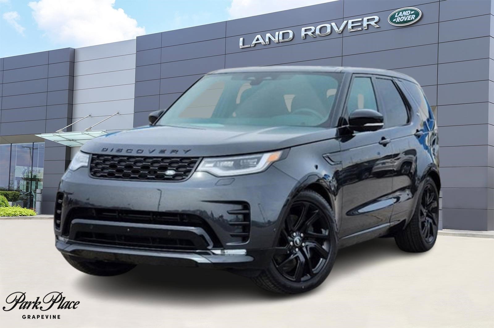 2025 Land Rover Discovery Dynamic SE's photo