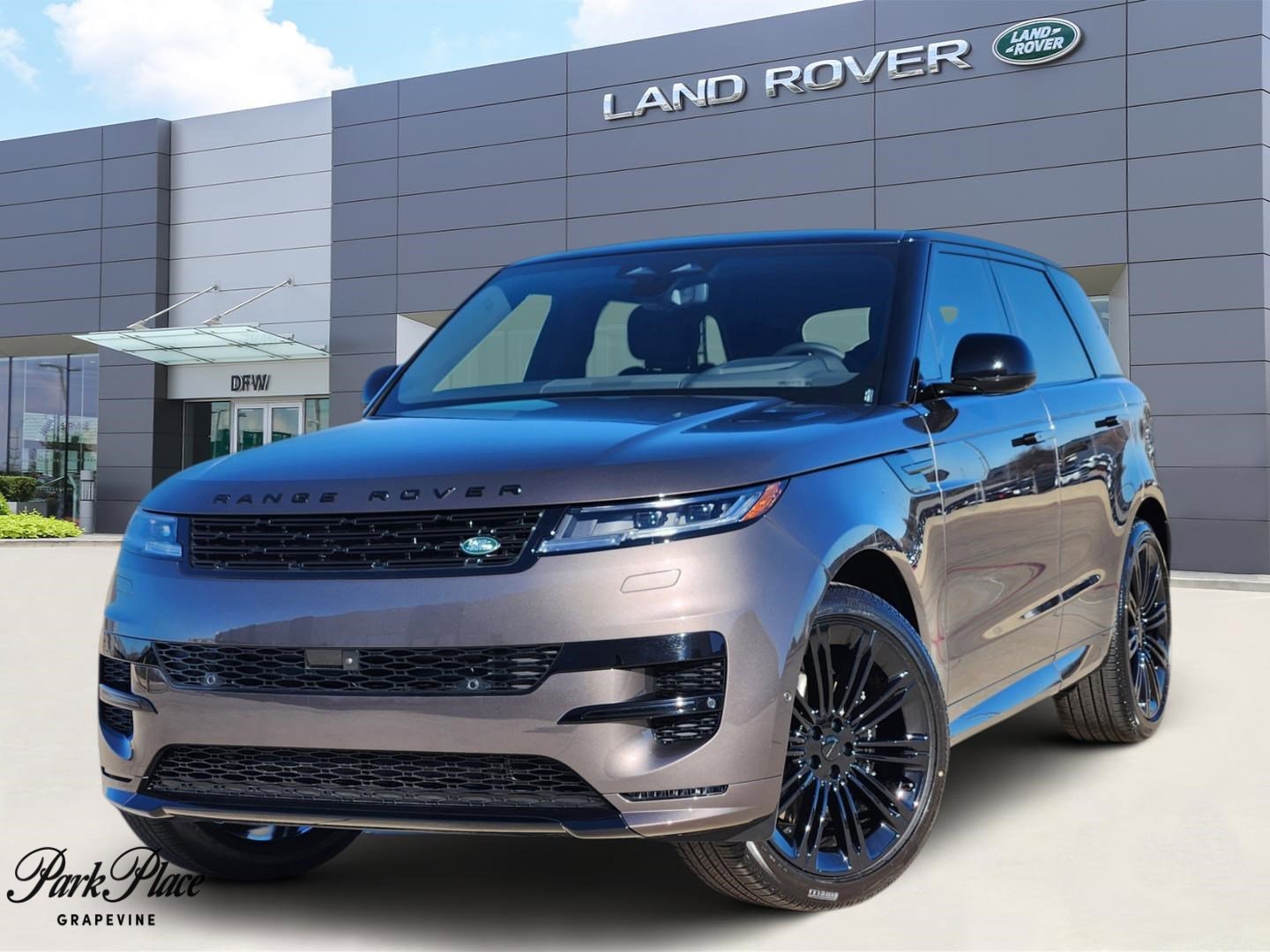 2026 Land Rover Range Rover Sport Dynamic SE's photo