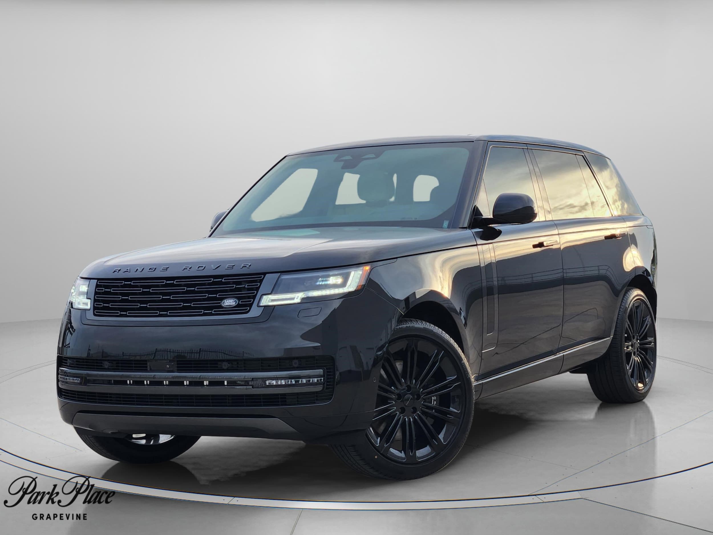 2026 Land Rover Range Rover SE