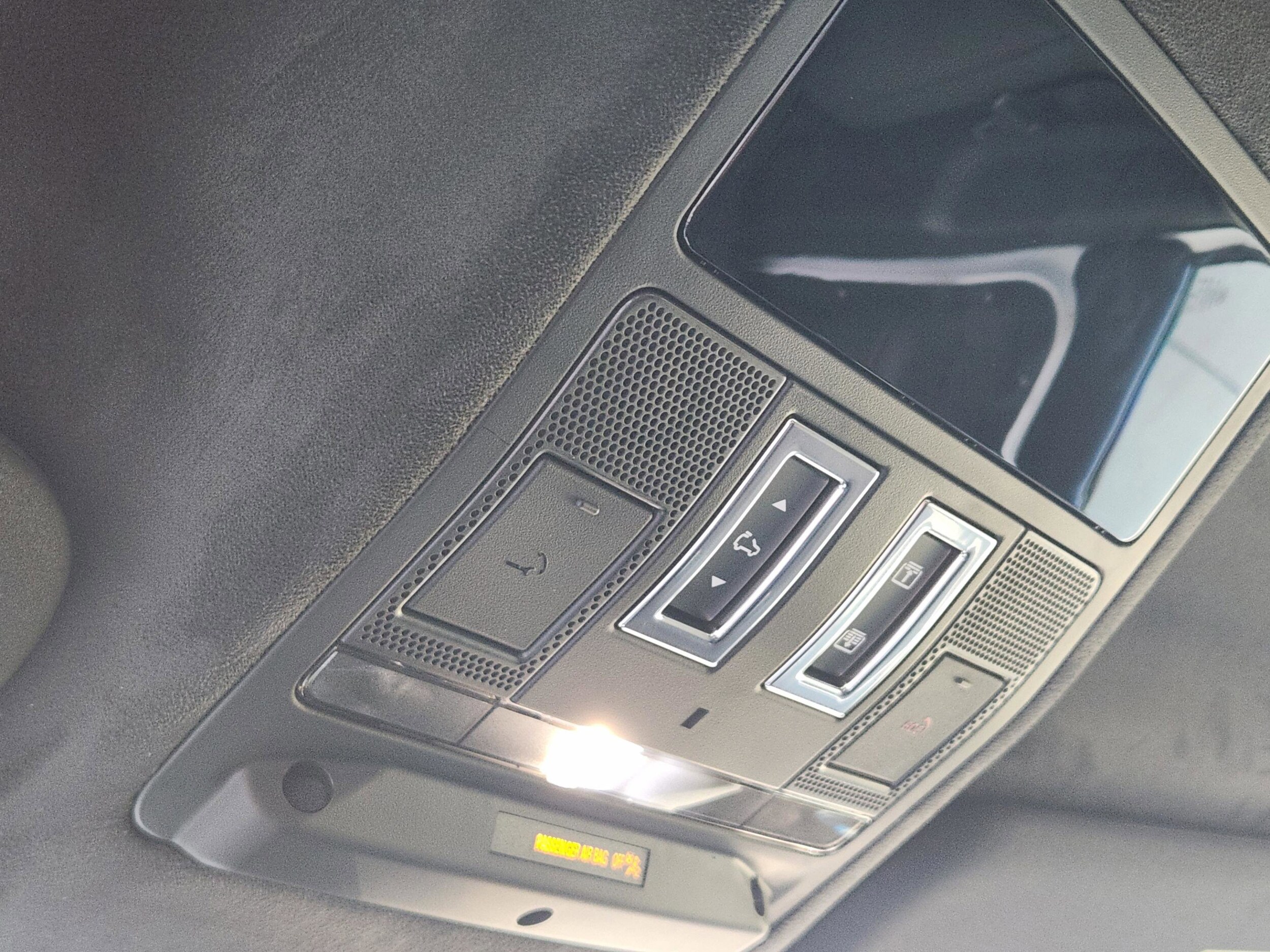 2025 Land Rover Defender V8 - Photo 20