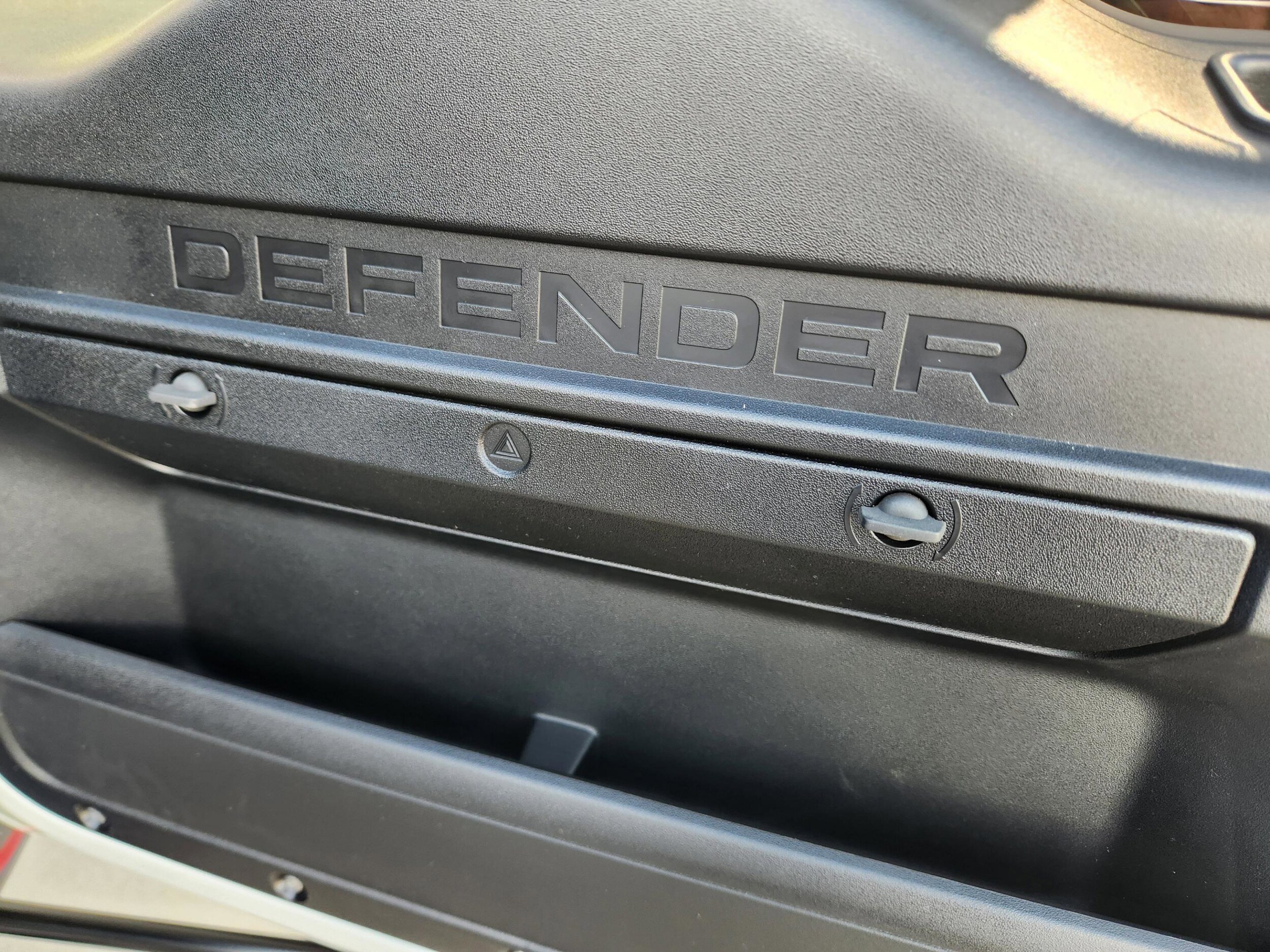 2025 Land Rover Defender V8 - Photo 27