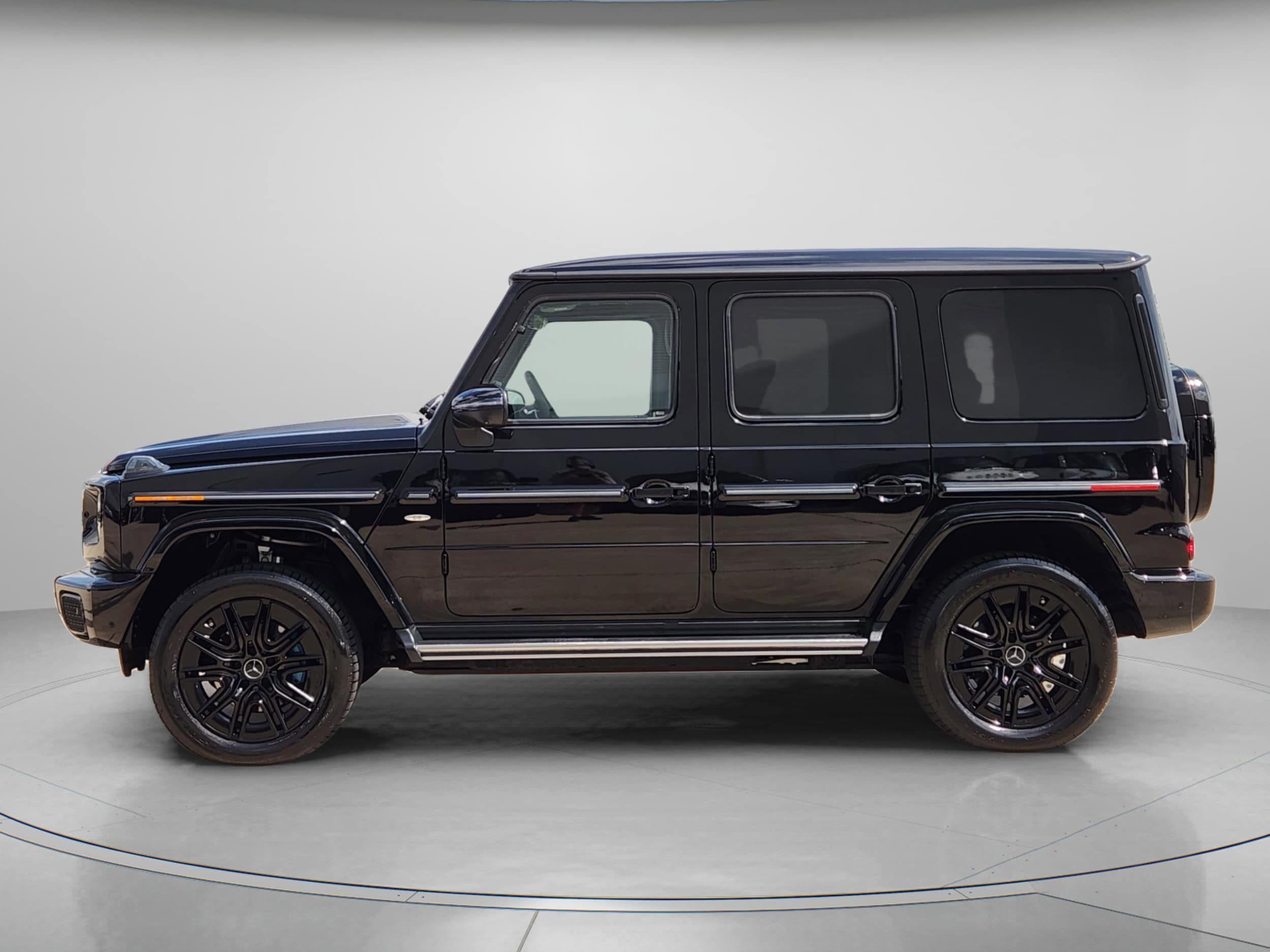 Used 2025 Mercedes-Benz G-Class G580 with VIN W1NWM0AB0SX015860 for sale in Dallas, TX