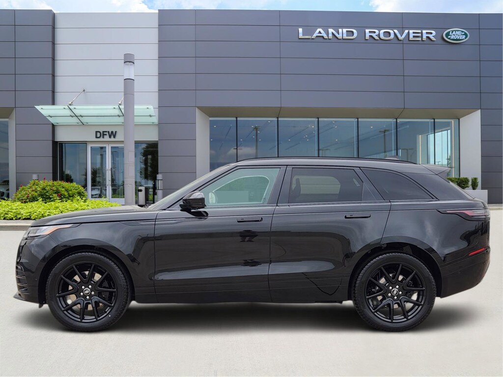 New 2026 Land Rover Range Rover Velar Dynamic SE P250 Dynamic SE *Ltd Avail*