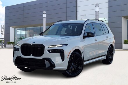 2023 BMW X7 M60i SUV