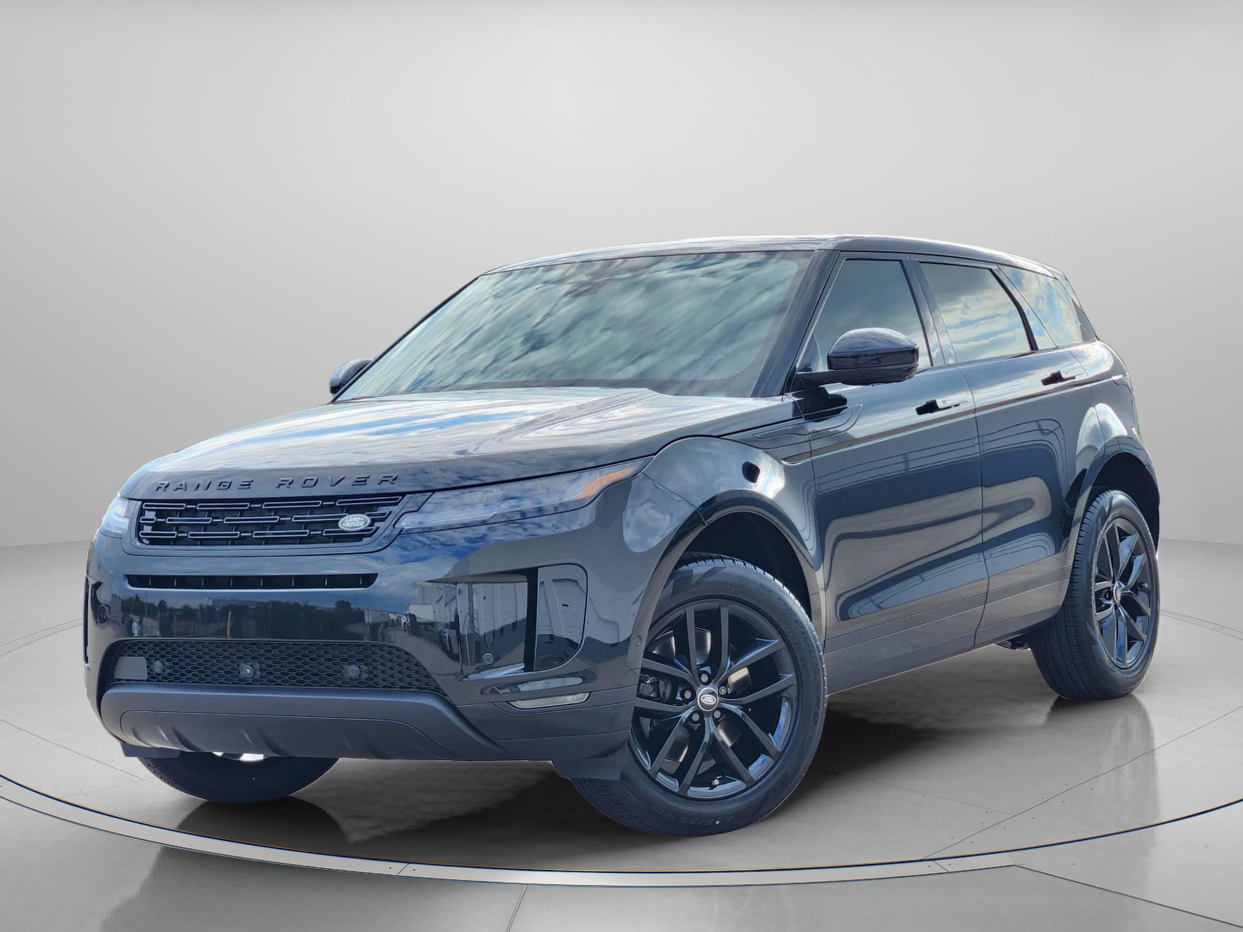 2026 Land Rover Range Rover Evoque S's photo