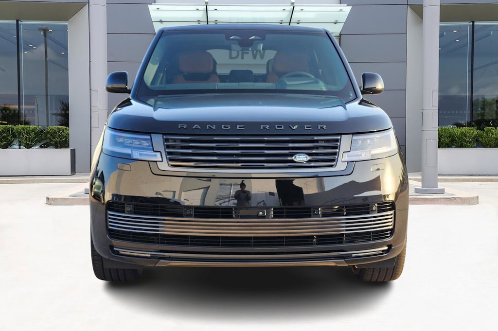 New 2025 Land Rover Range Rover SV Signature Suite SUV
