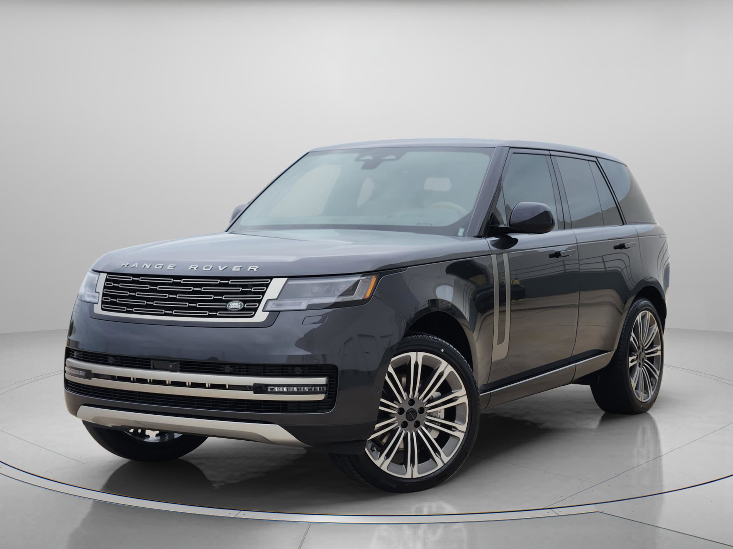 2026 Land Rover Range Rover 4.4 SE SWB's photo