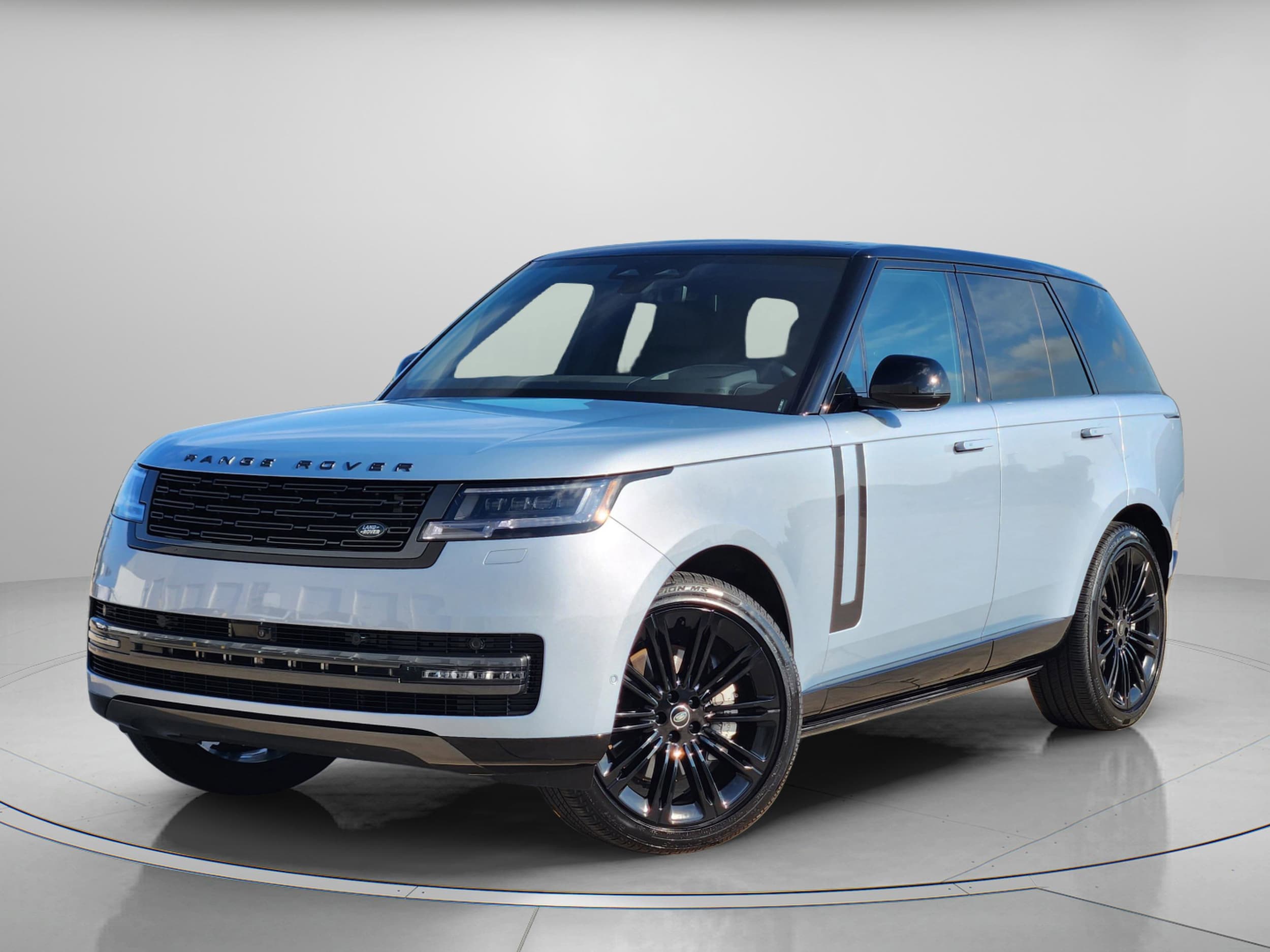 2025 Land Rover Range Rover 4.4 SE SWB's photo