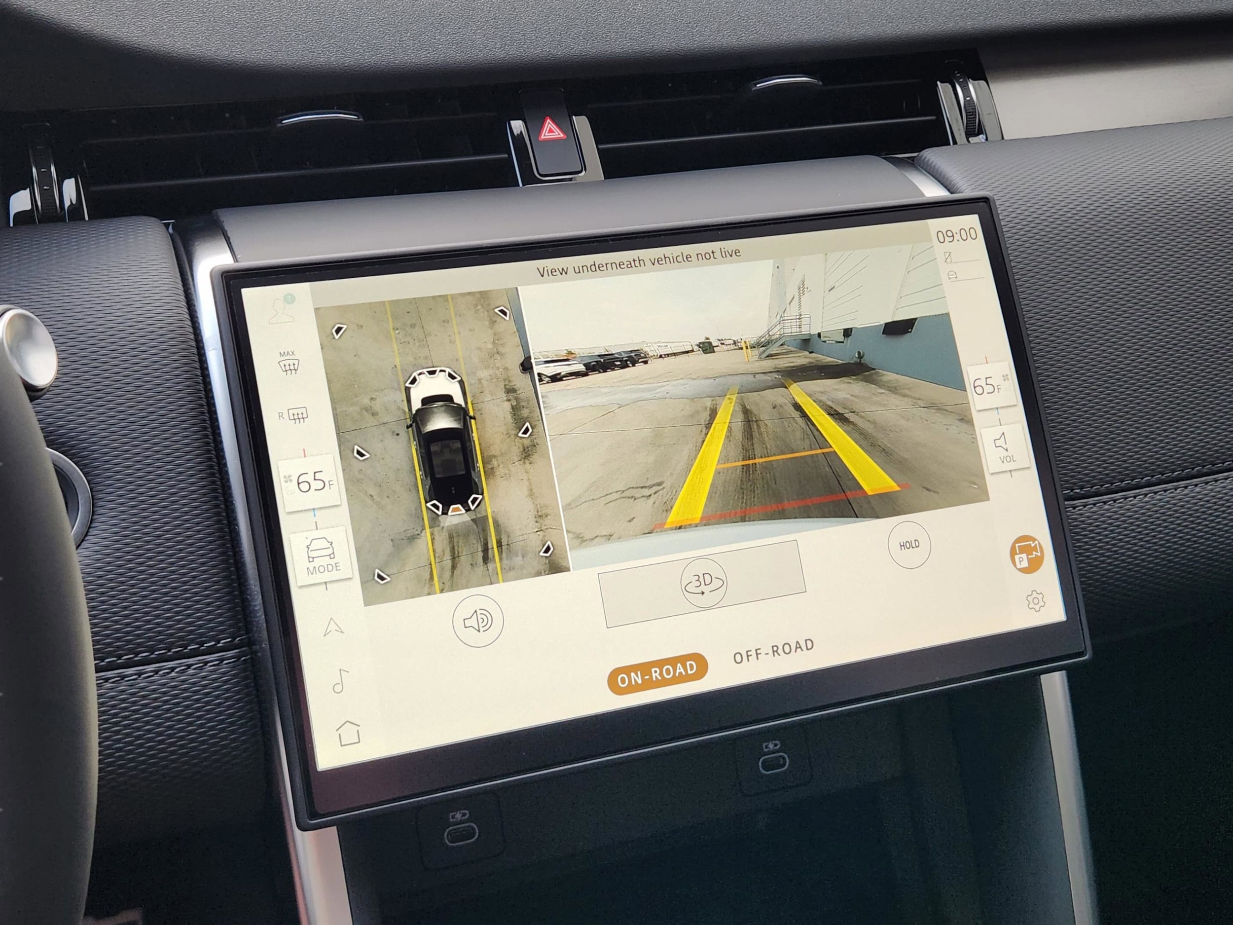 2025 Land Rover Discovery Sport Dynamic SE - Photo 13