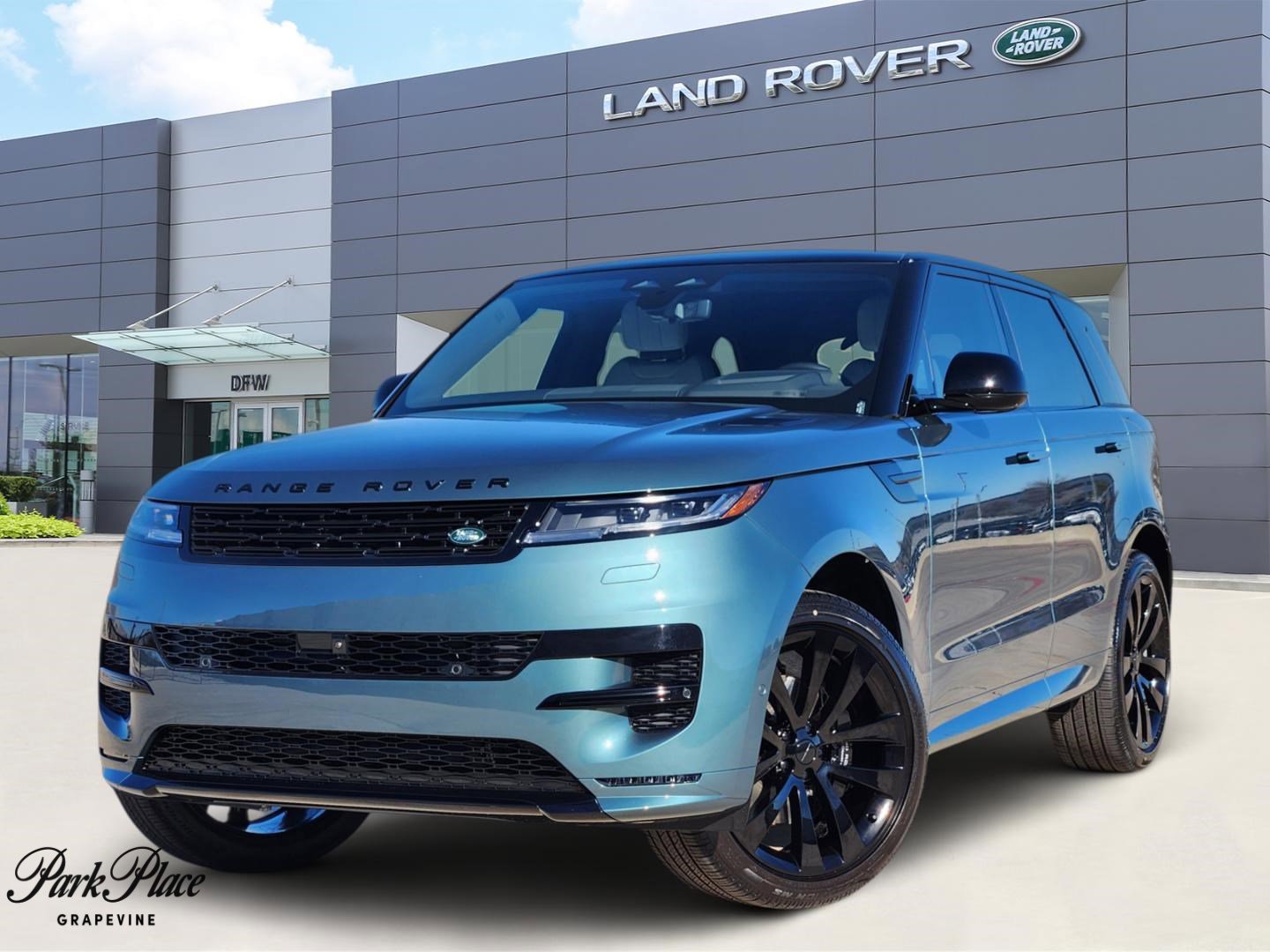 2026 Land Rover Range Rover Sport Dynamic SE's photo