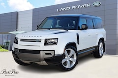 2025 Land Rover Defender 130 X-Dynamic SE SUV