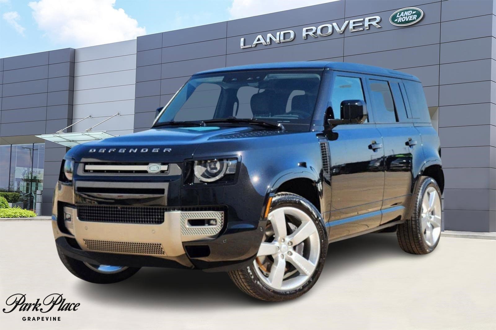2025 Land Rover Defender X-Dynamic SE's photo