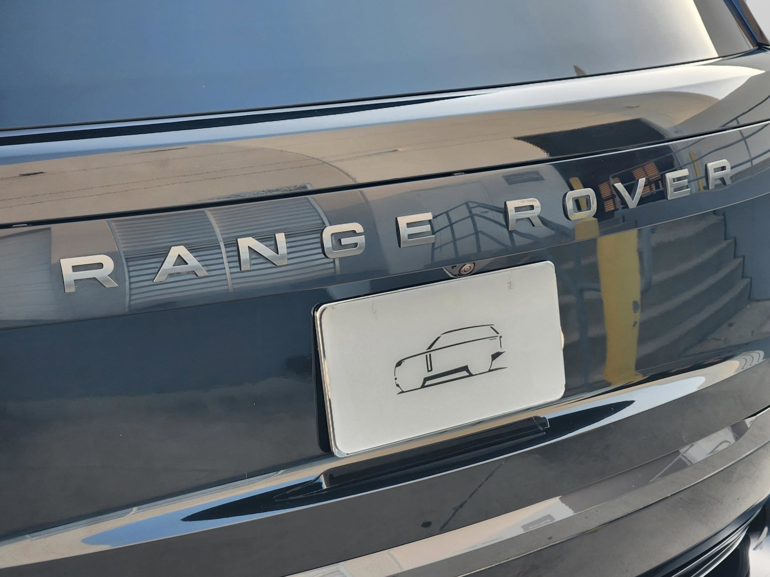 2024 Land Rover Range Rover SE - Photo 35