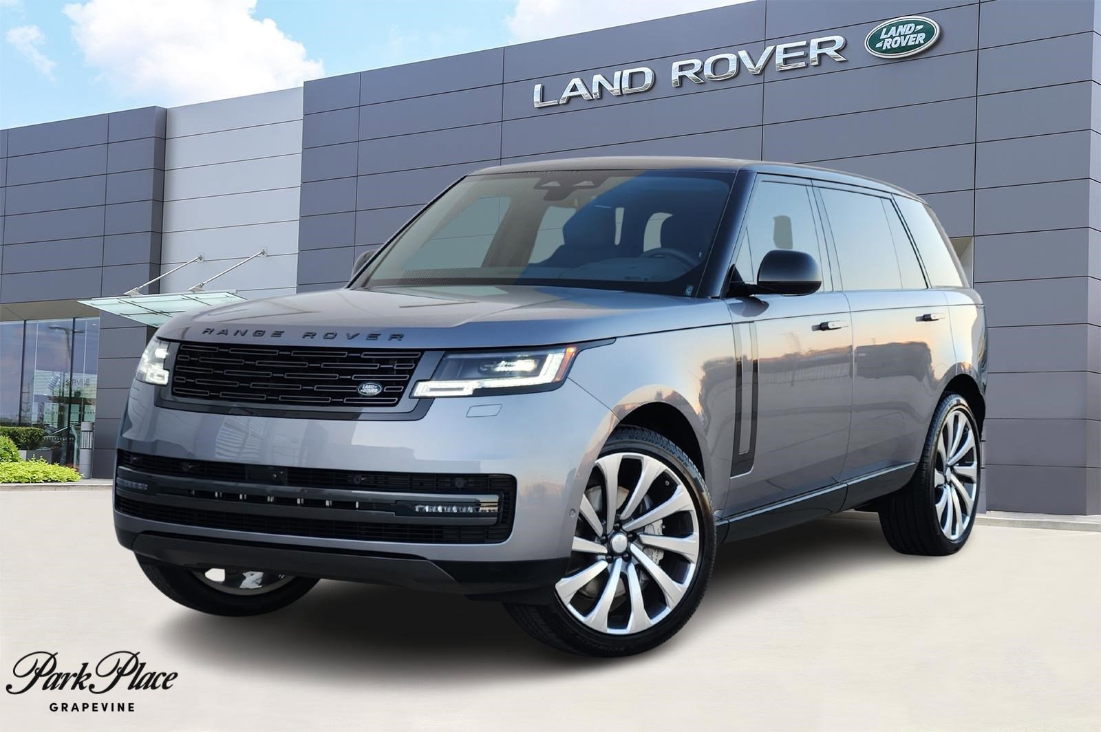 2025 Land Rover Range Rover SE's photo