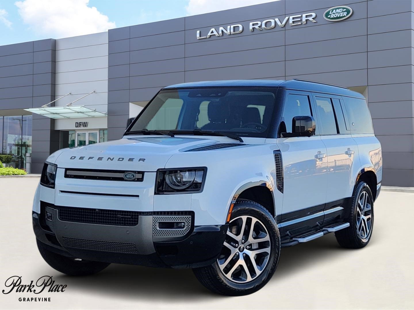 2023 Land Rover Defender X-Dynamic SE's photo