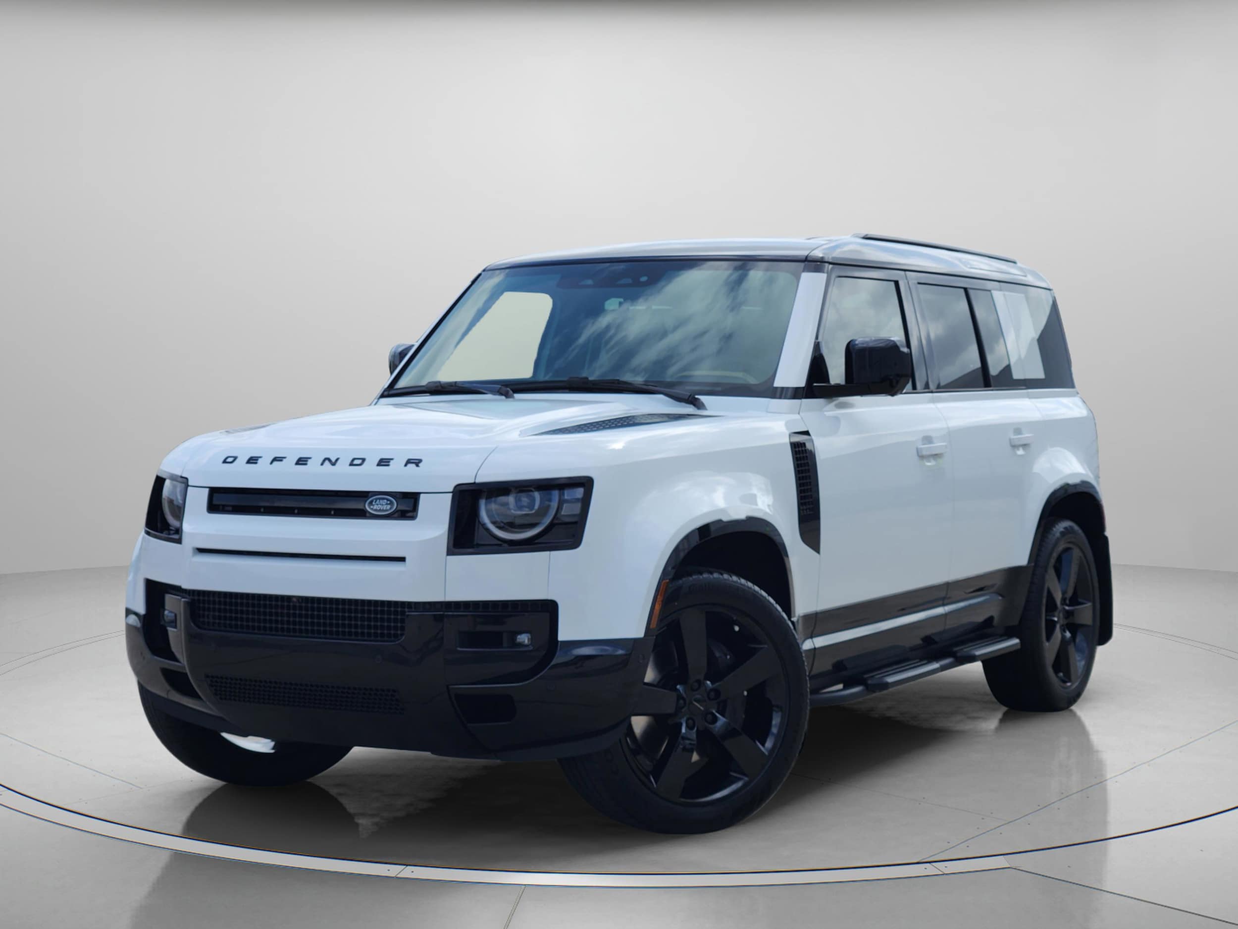 2026 Land Rover Defender 110 X-Dynamic SE P400's photo