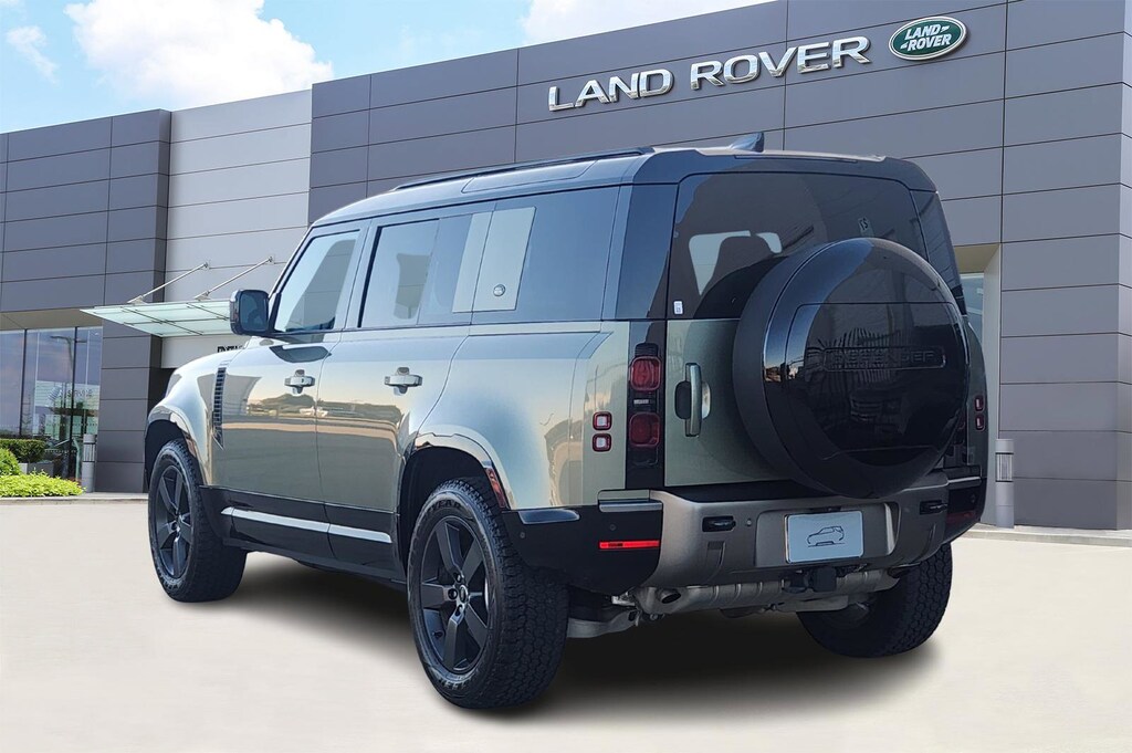 Certified 2024 Land Rover Defender 110 X-Dynamic SE SUV