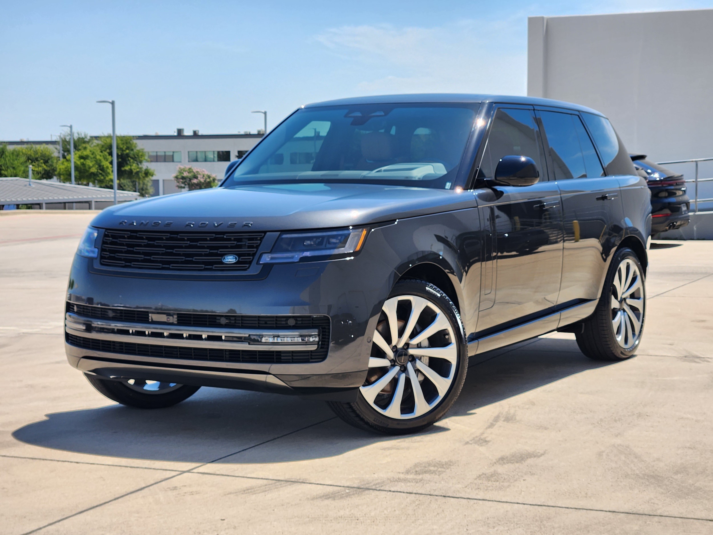 New 2026 Land Rover Range Rover SE