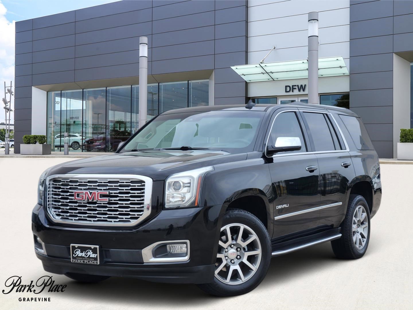 2018 GMC Yukon Denali's photo