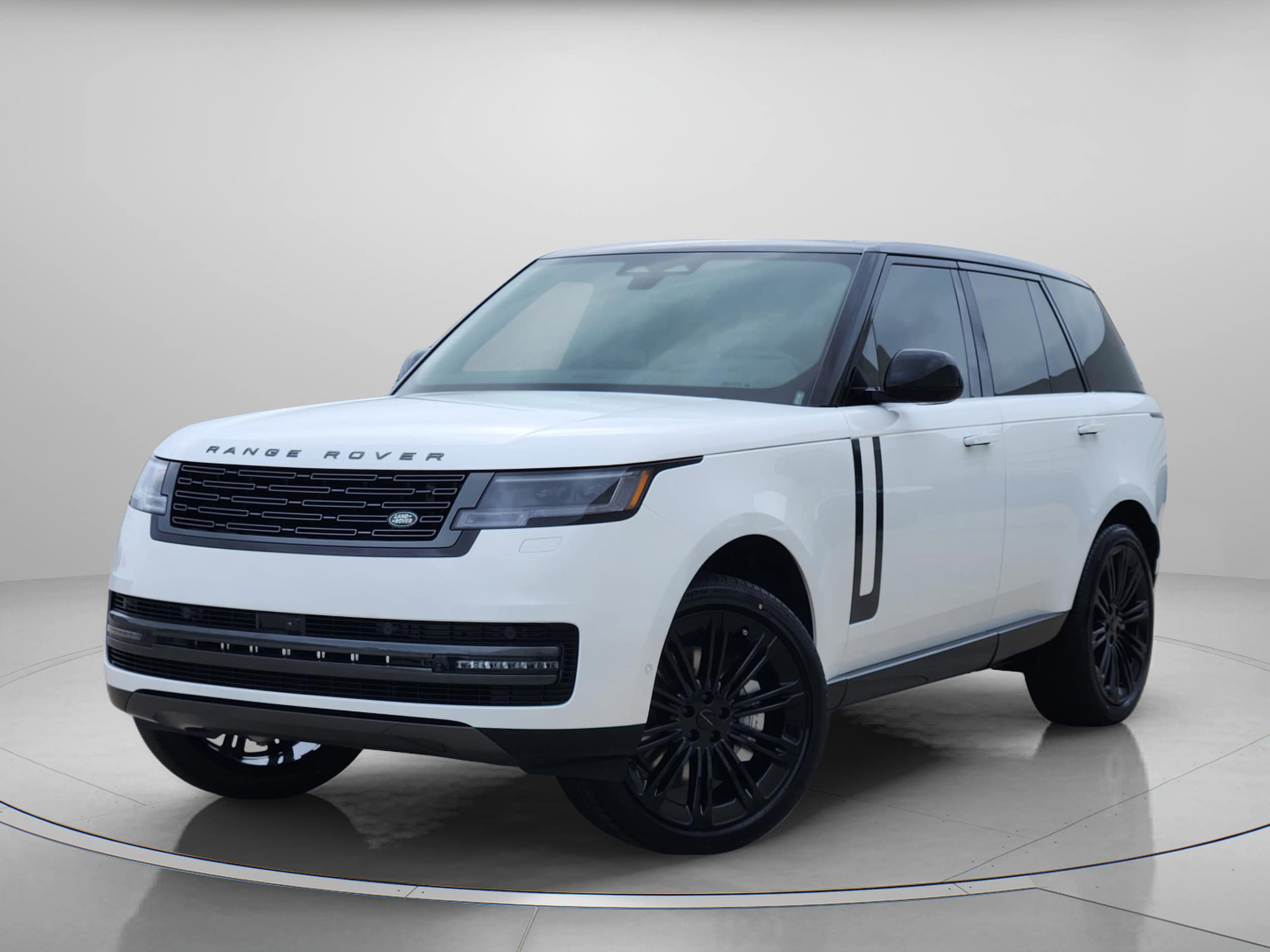 2026 Land Rover Range Rover 4.4 SE SWB's photo