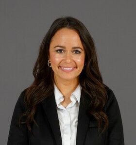 Staff member Valerie Sandoval from ID_577d00