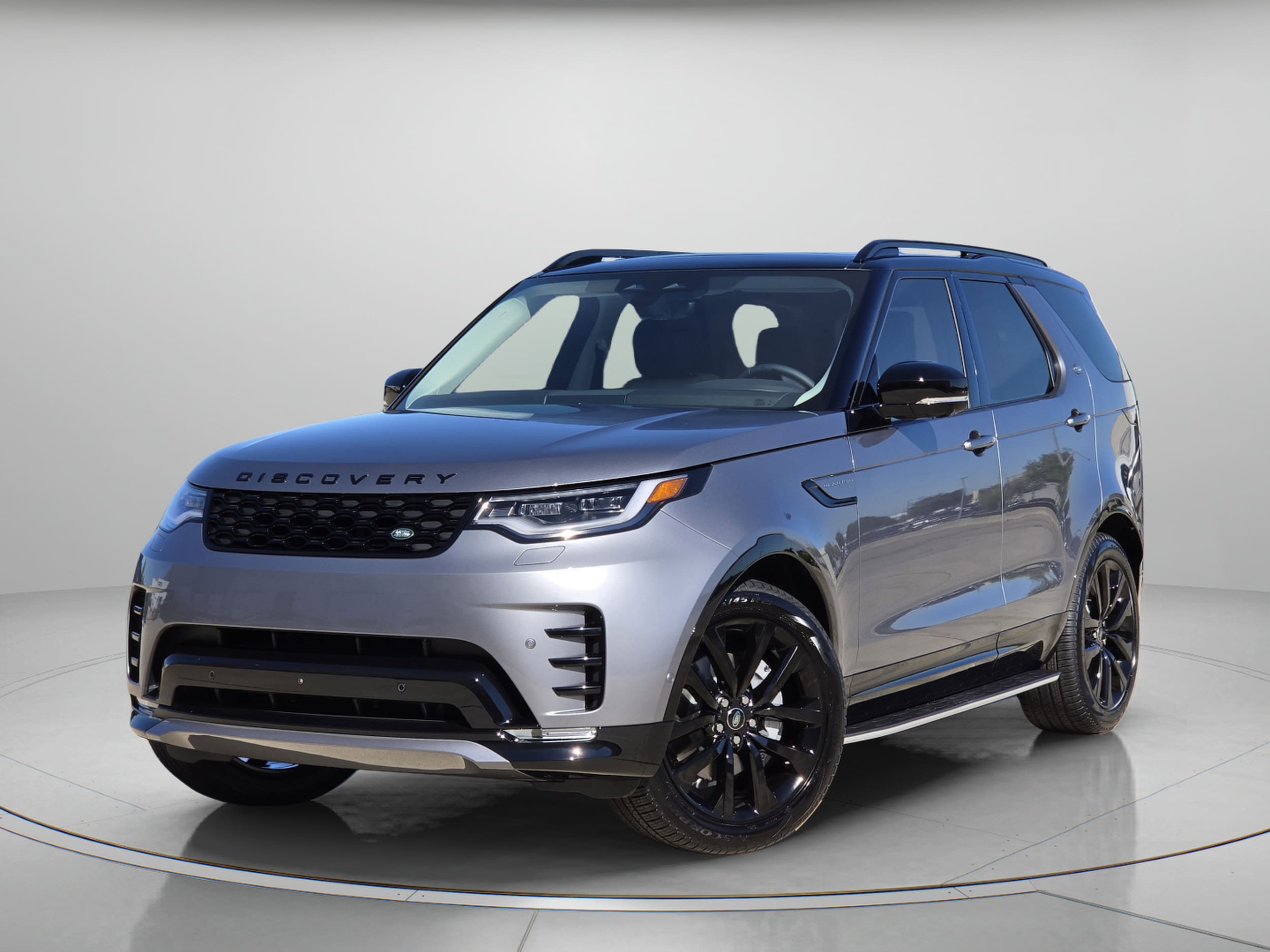 2026 Land Rover Discovery