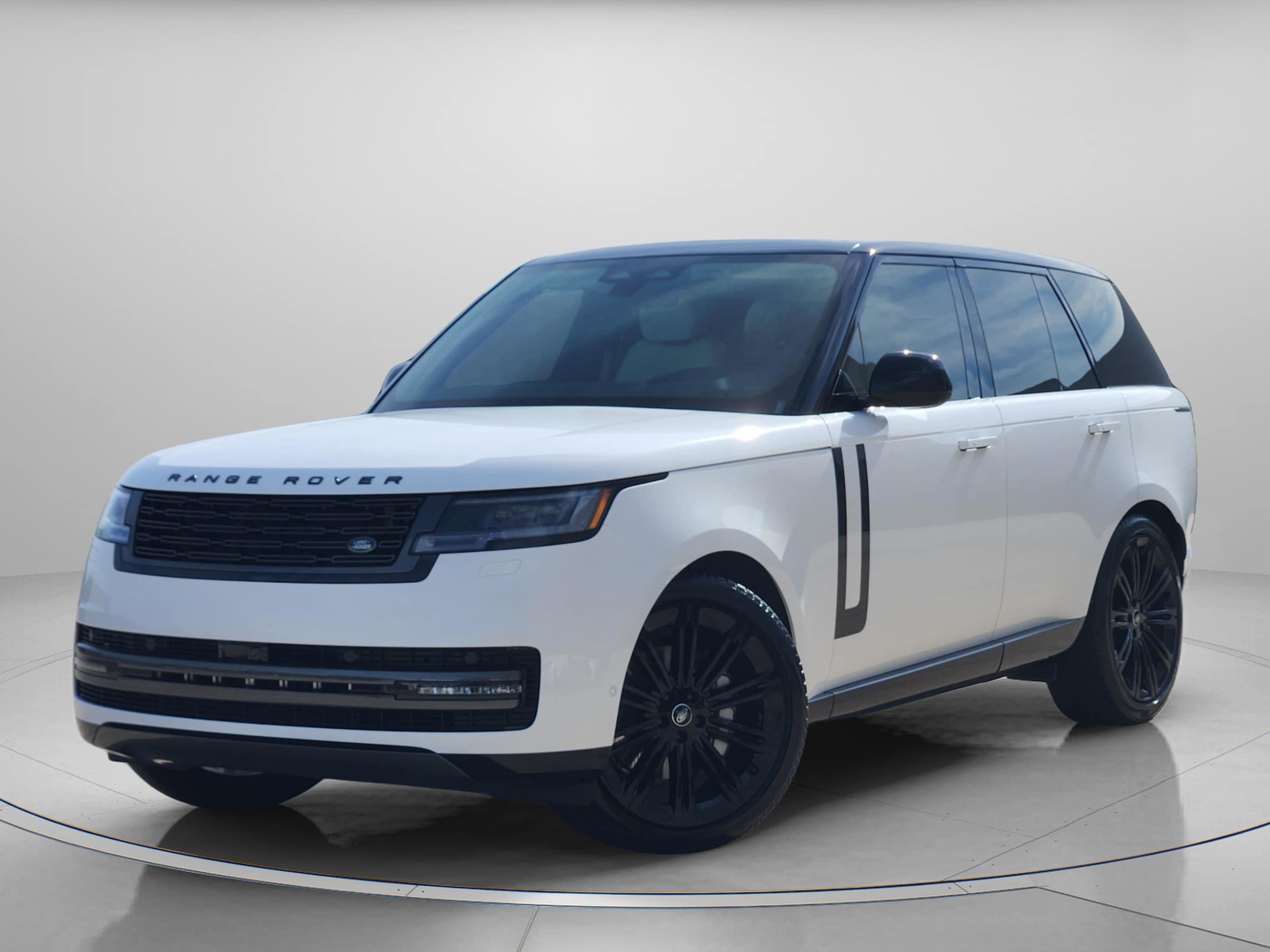 2024 Land Rover Range Rover 3.0 SE SWB's photo