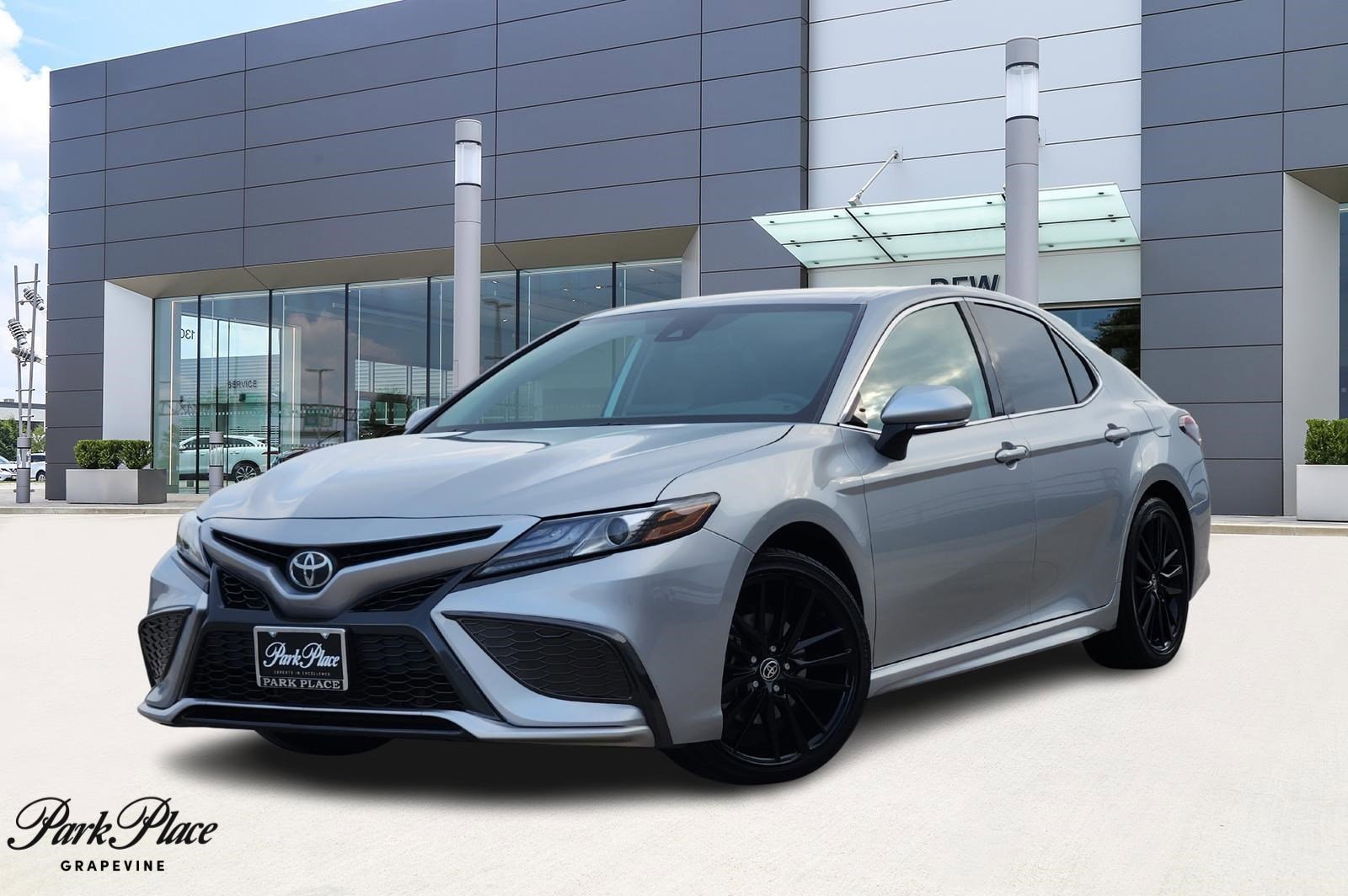 2022 Toyota Camry XSE's photo