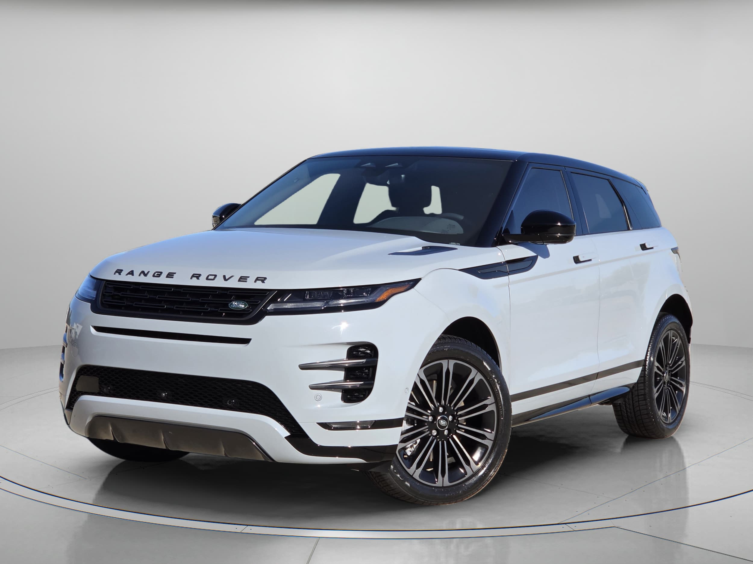 2026 Land Rover Range Rover Evoque