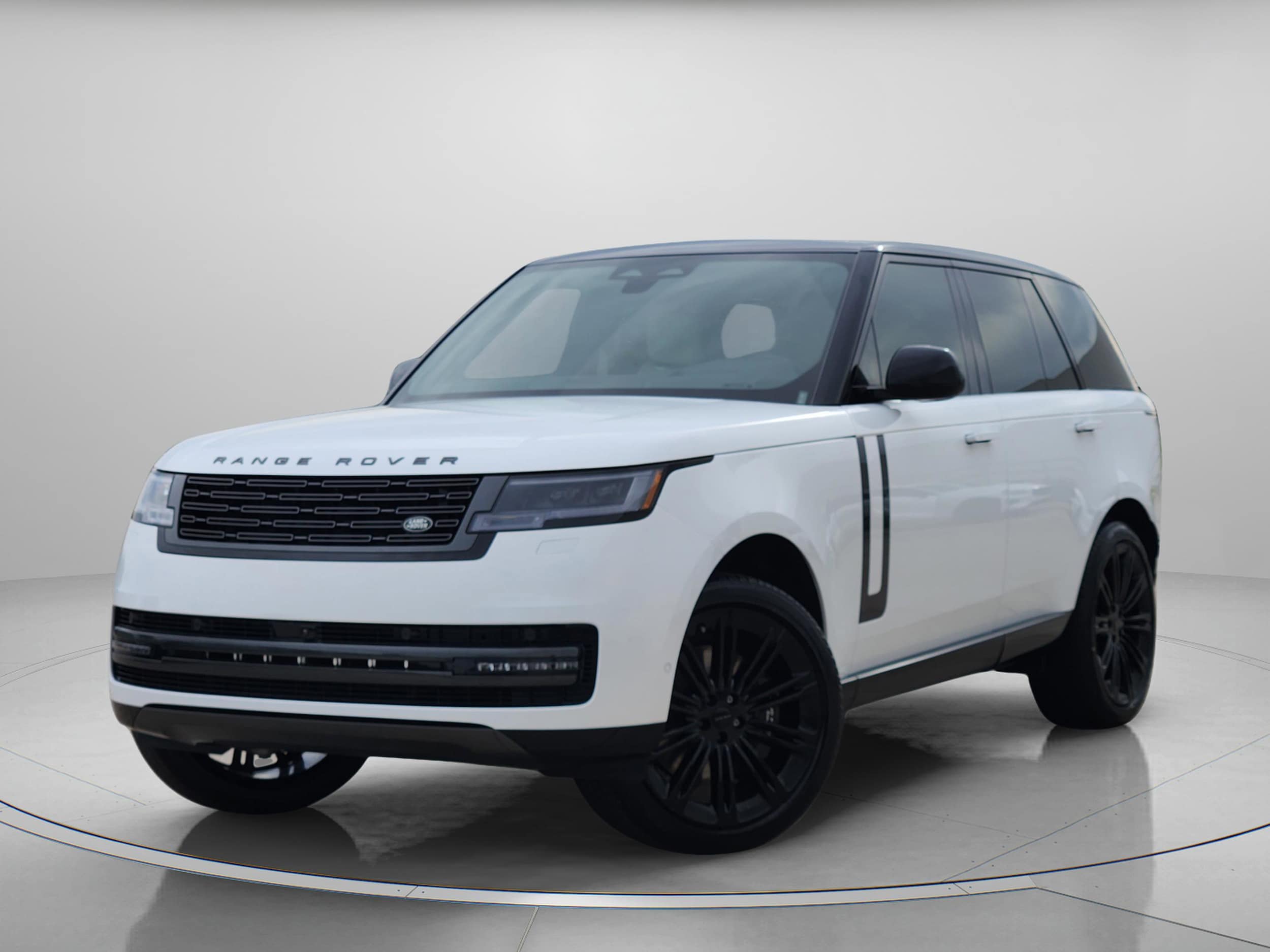 2026 Land Rover Range Rover 4.4 SE SWB's photo