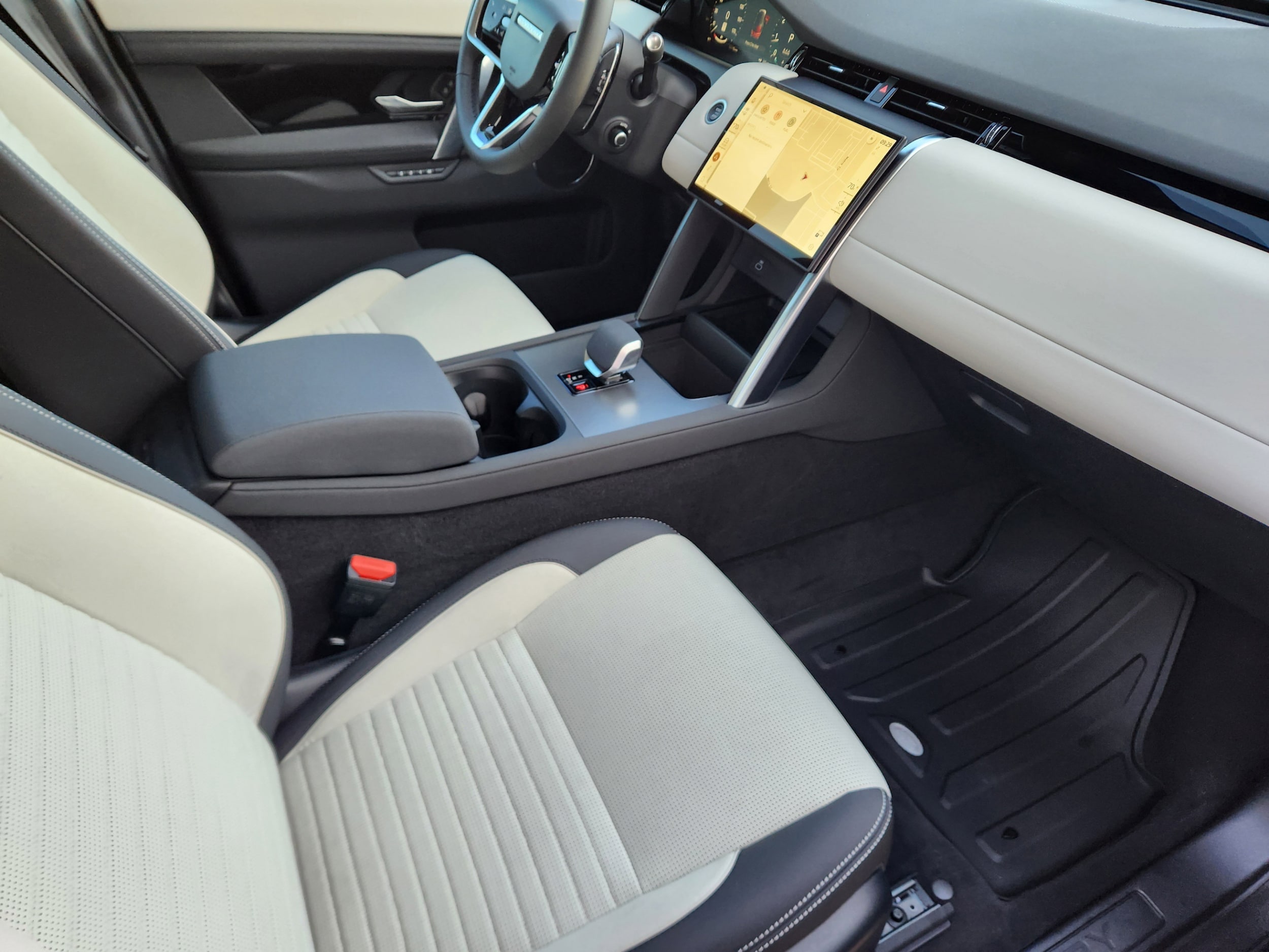 2025 Land Rover Discovery Sport S - Photo 10