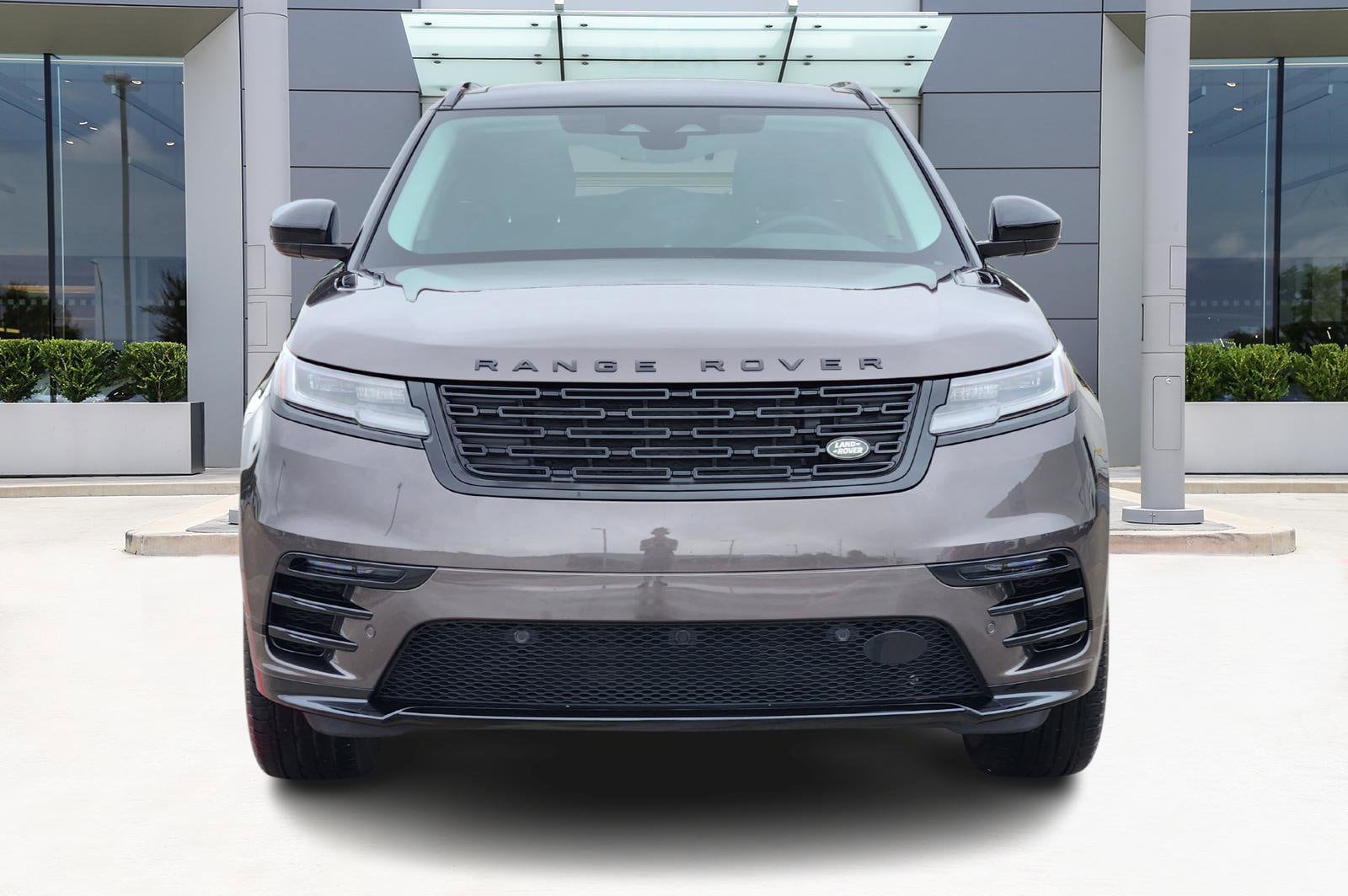 Used 2025 Land Rover Range Rover Velar Dynamic SE with VIN SALYL2EX8SA392971 for sale in Dfw, TX