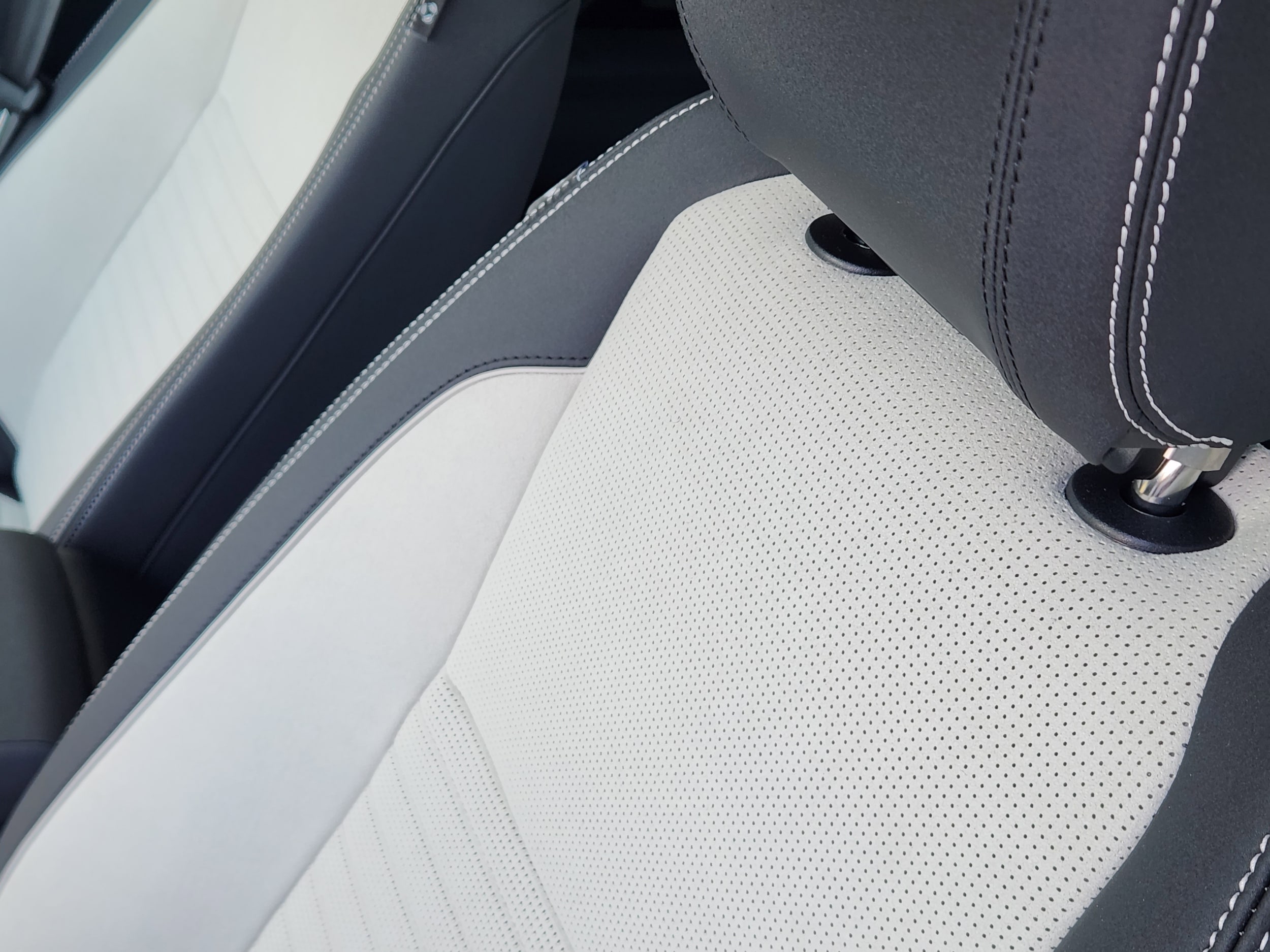 2025 Land Rover Discovery Sport S - Photo 11