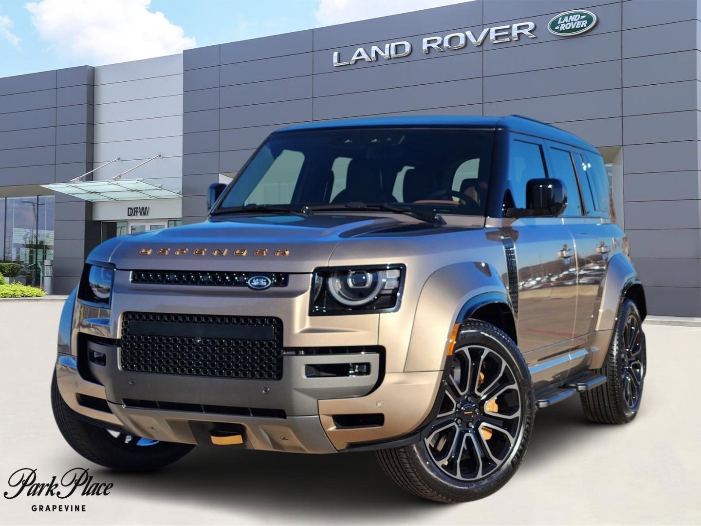 2026 Land Rover Defender OCTA's photo